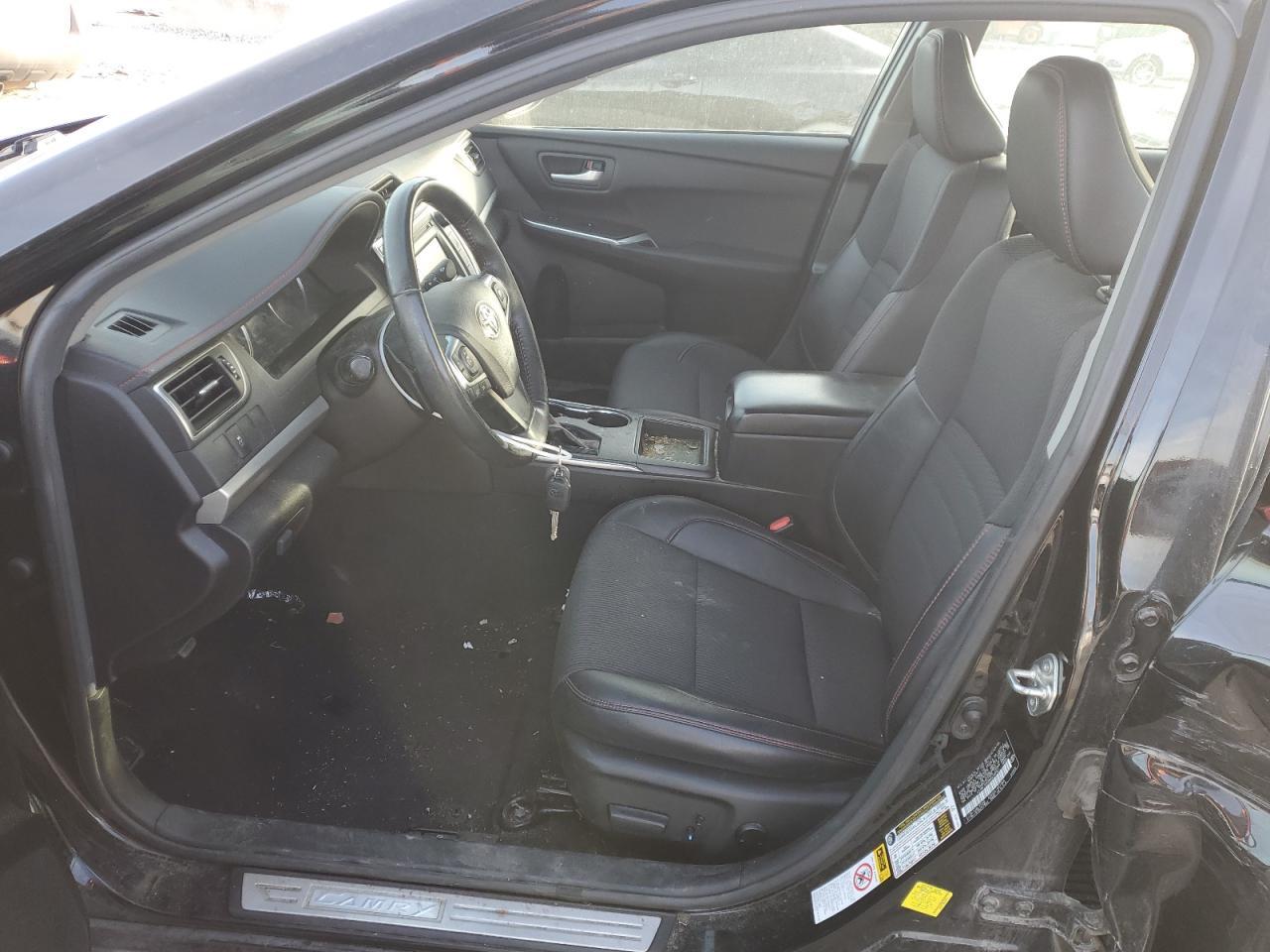 2017 Toyota Camry Le - Image 7