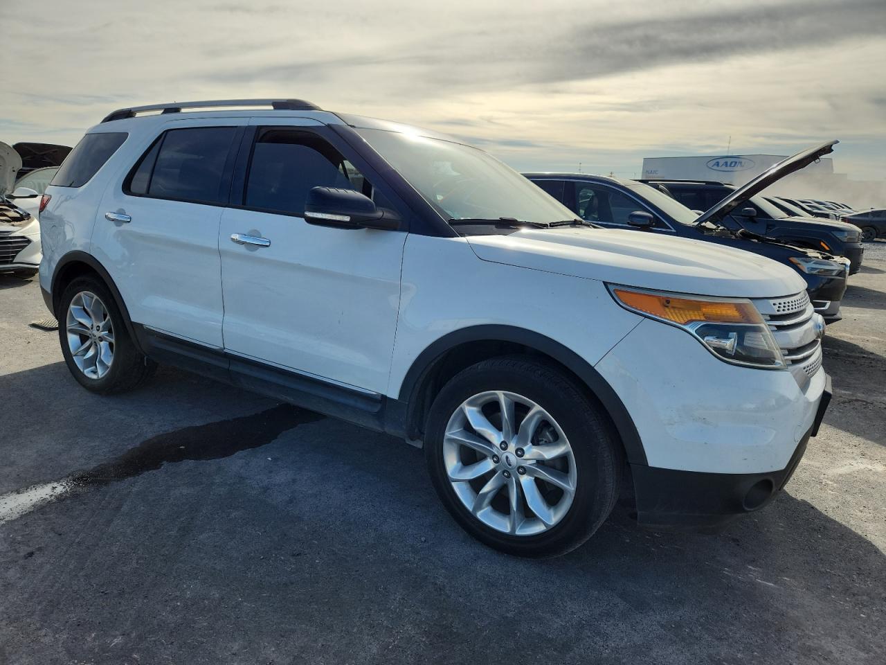 2015 Ford Explorer Xlt - Фото 4