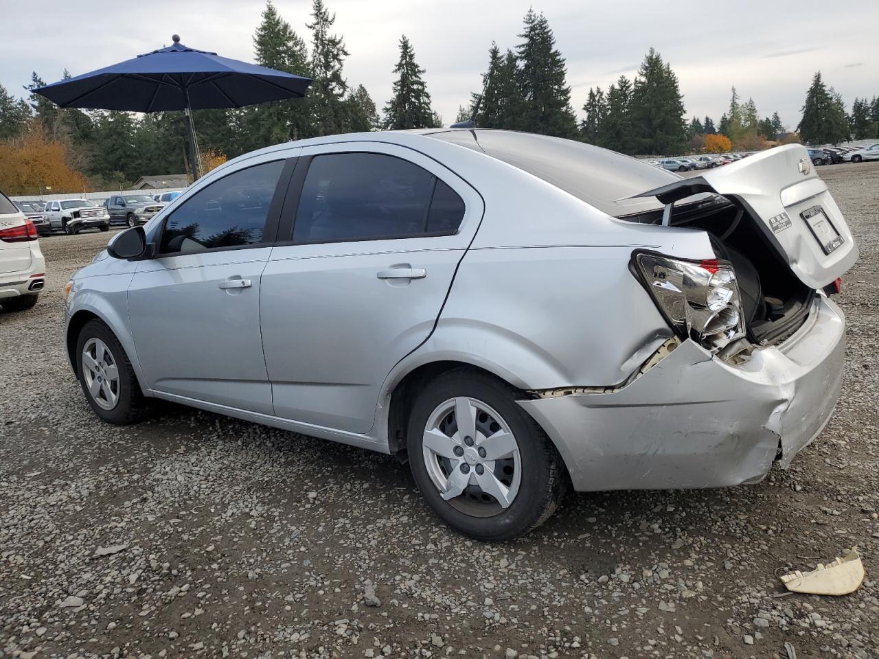 2013 Chevrolet Sonic Ls - Фото 2