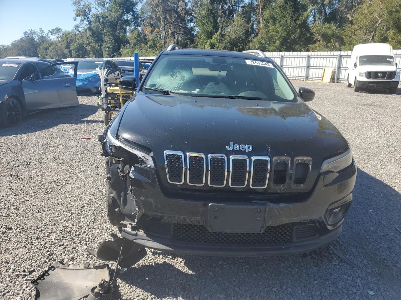 2019 Jeep Cherokee Latitude Plus - Фото 5