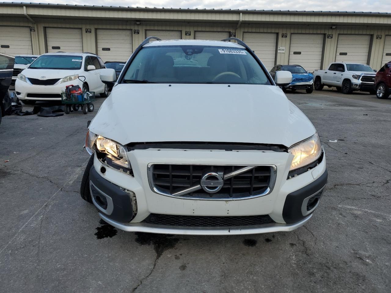 2012 Volvo Xc70 3.2 - Image 5