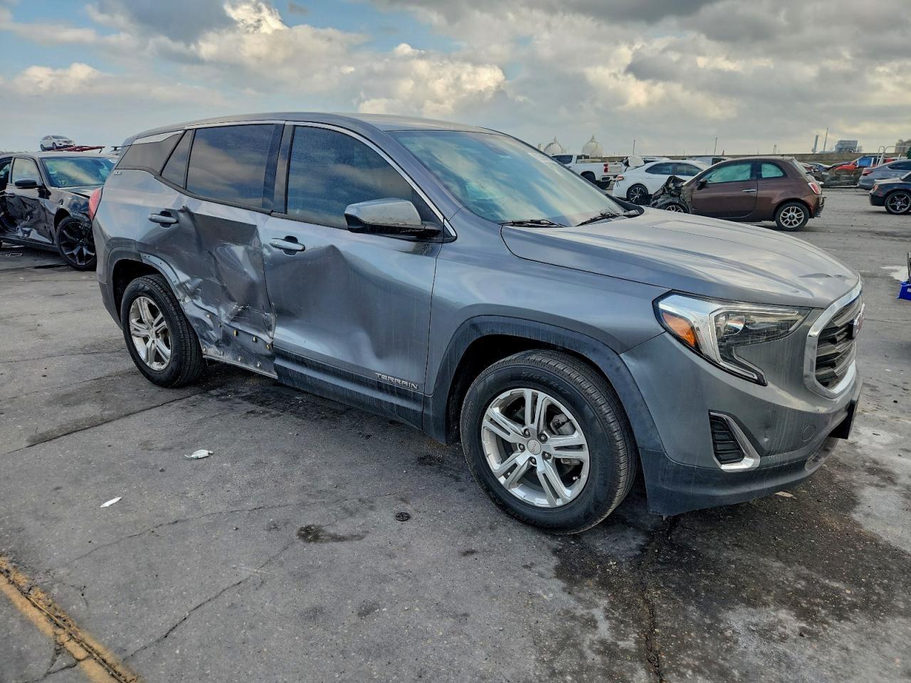 2020 GMC Terrain Sle - Фото 4