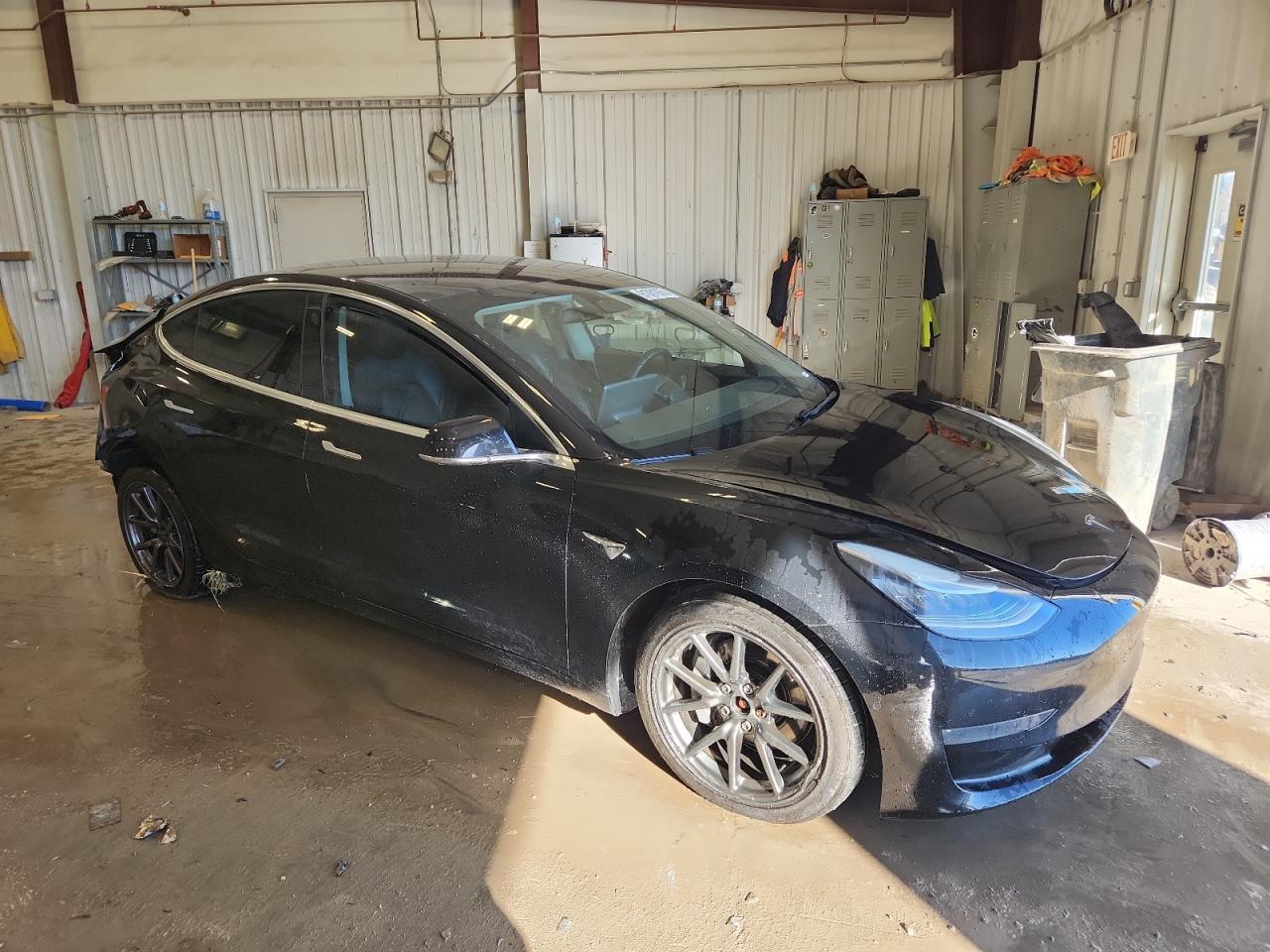 2019 Tesla Model 3 - Image 4