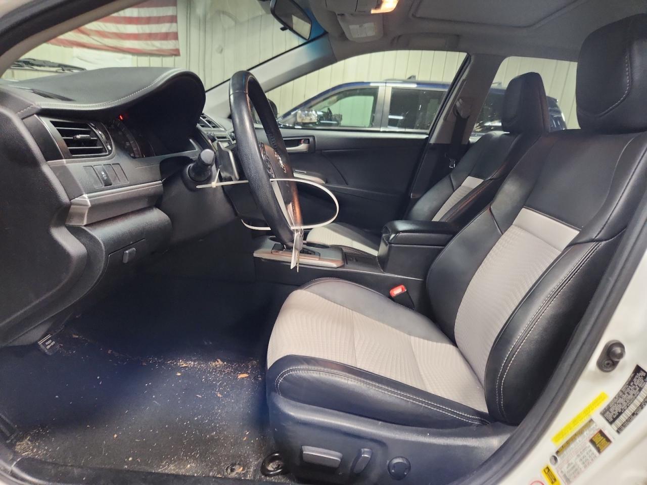 2014 Toyota Camry L - Фото 7