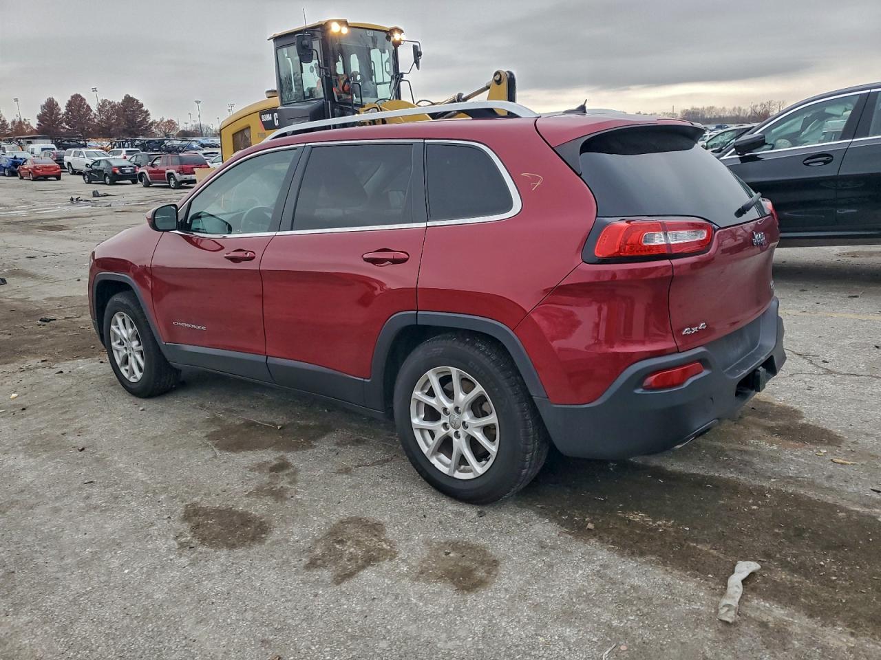 2014 Jeep Cherokee Latitude - Image 2
