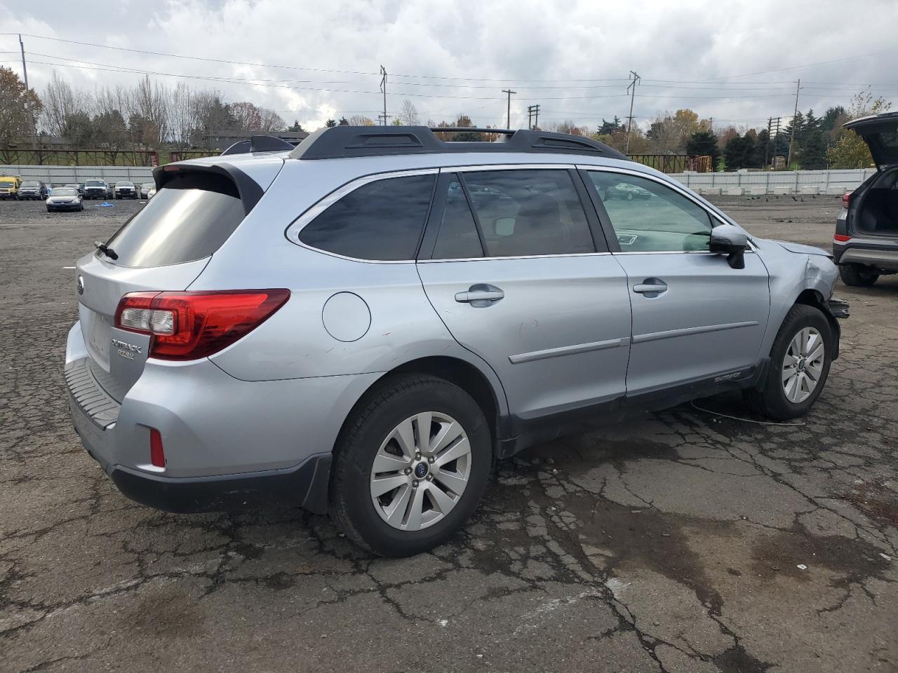 2017 Subaru Outback 2.5I Premium - Фото 3