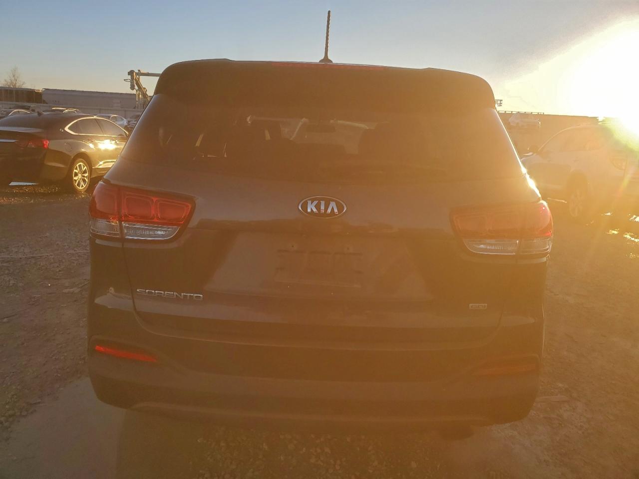 2016 Kia Sorento Lx - Image 6