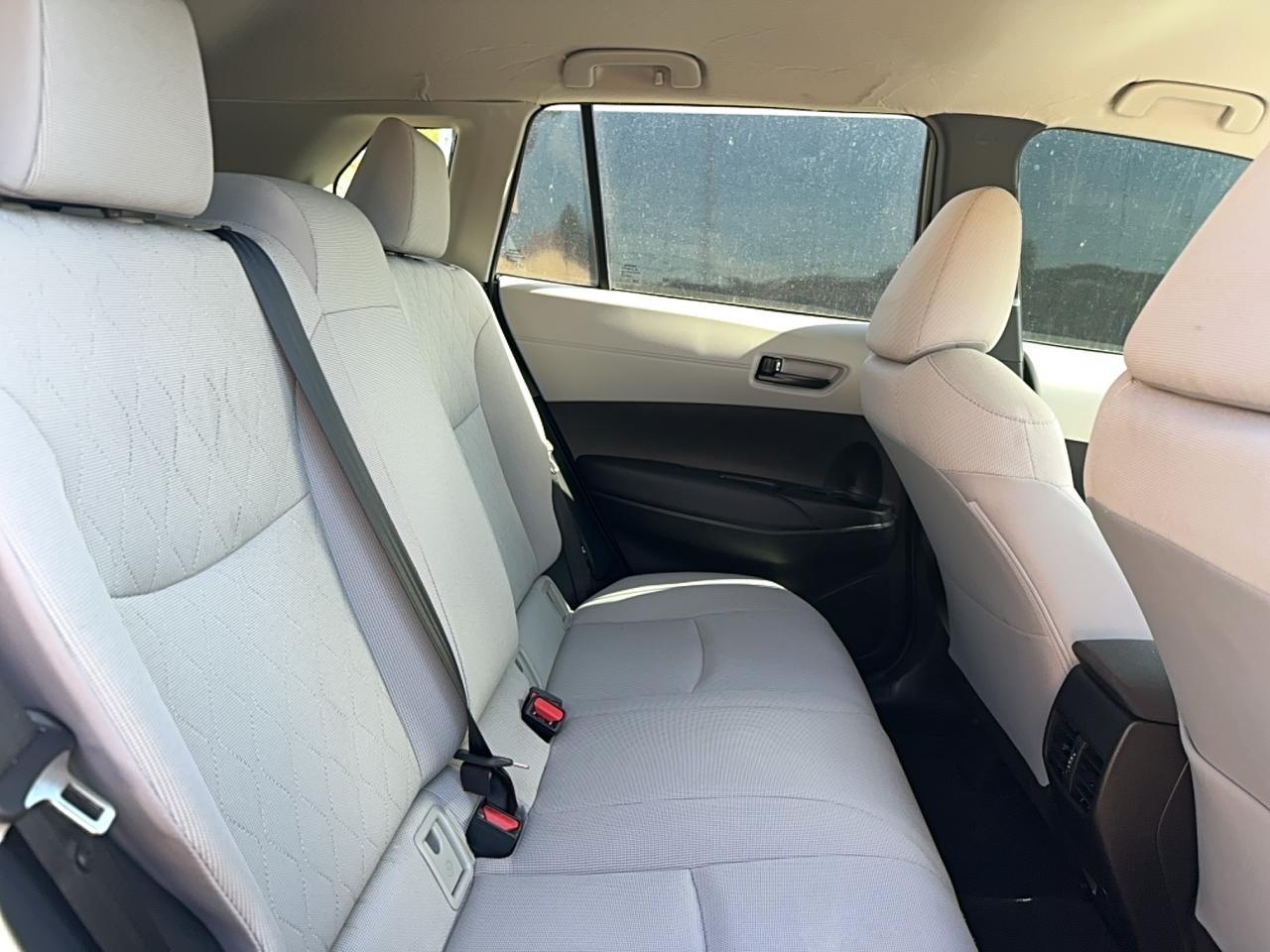 2023 Toyota Corolla Cross Le - Фото 6