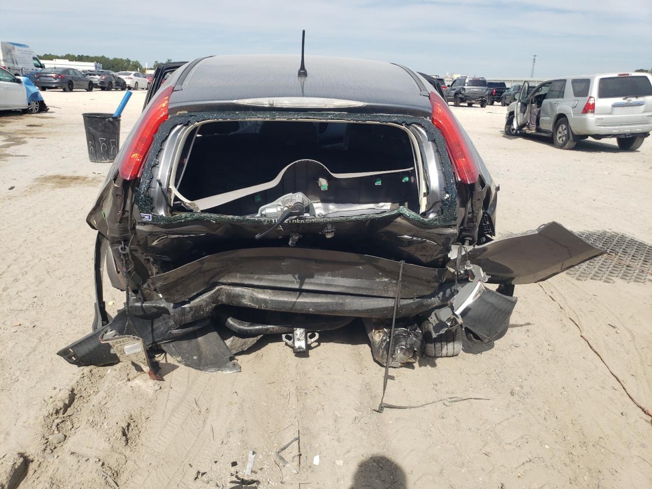 2014 Honda Cr-V Lx - Image 6