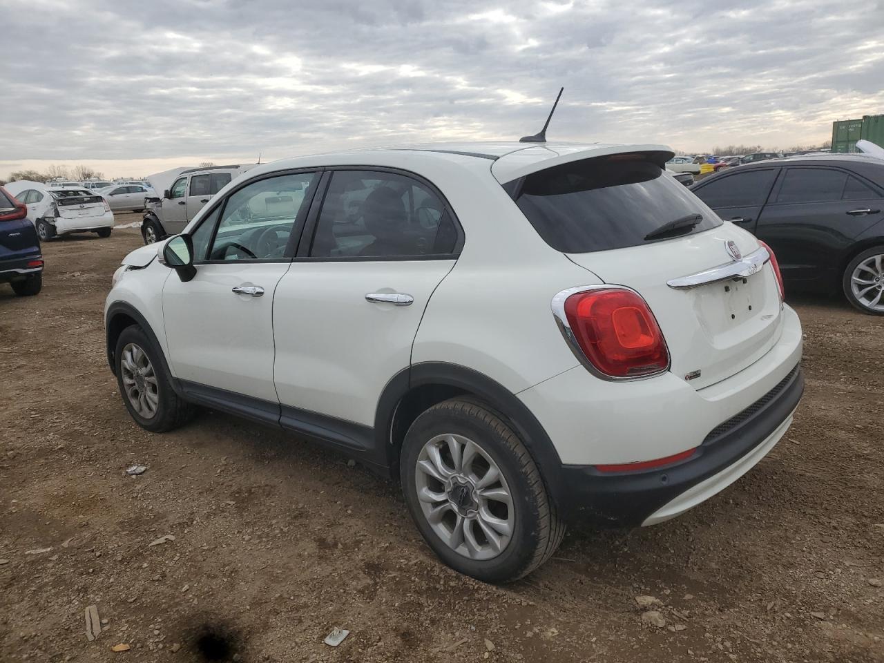 2016 Fiat 500X Easy - Image 2
