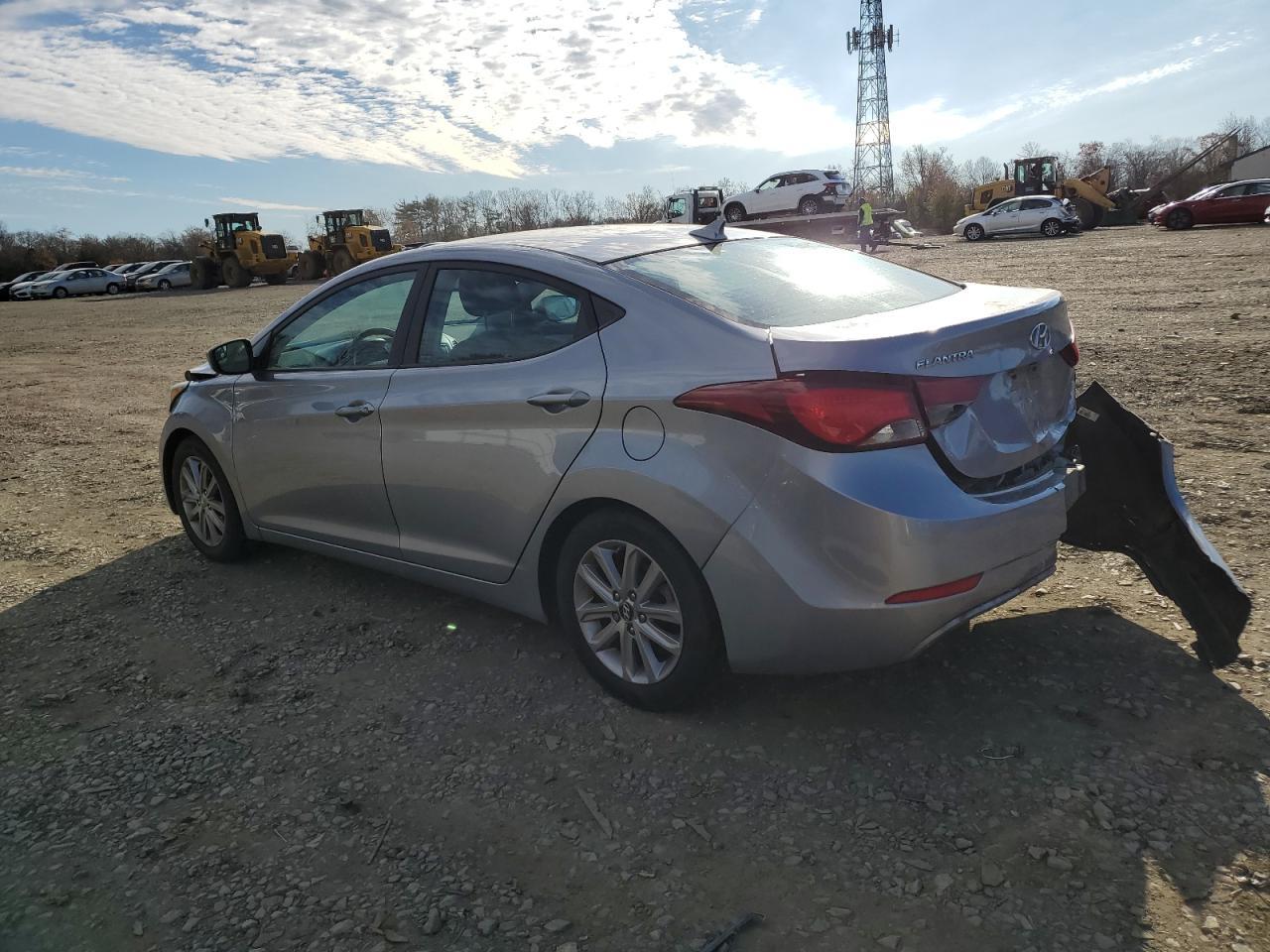 2015 Hyundai Elantra Se - Фото 2
