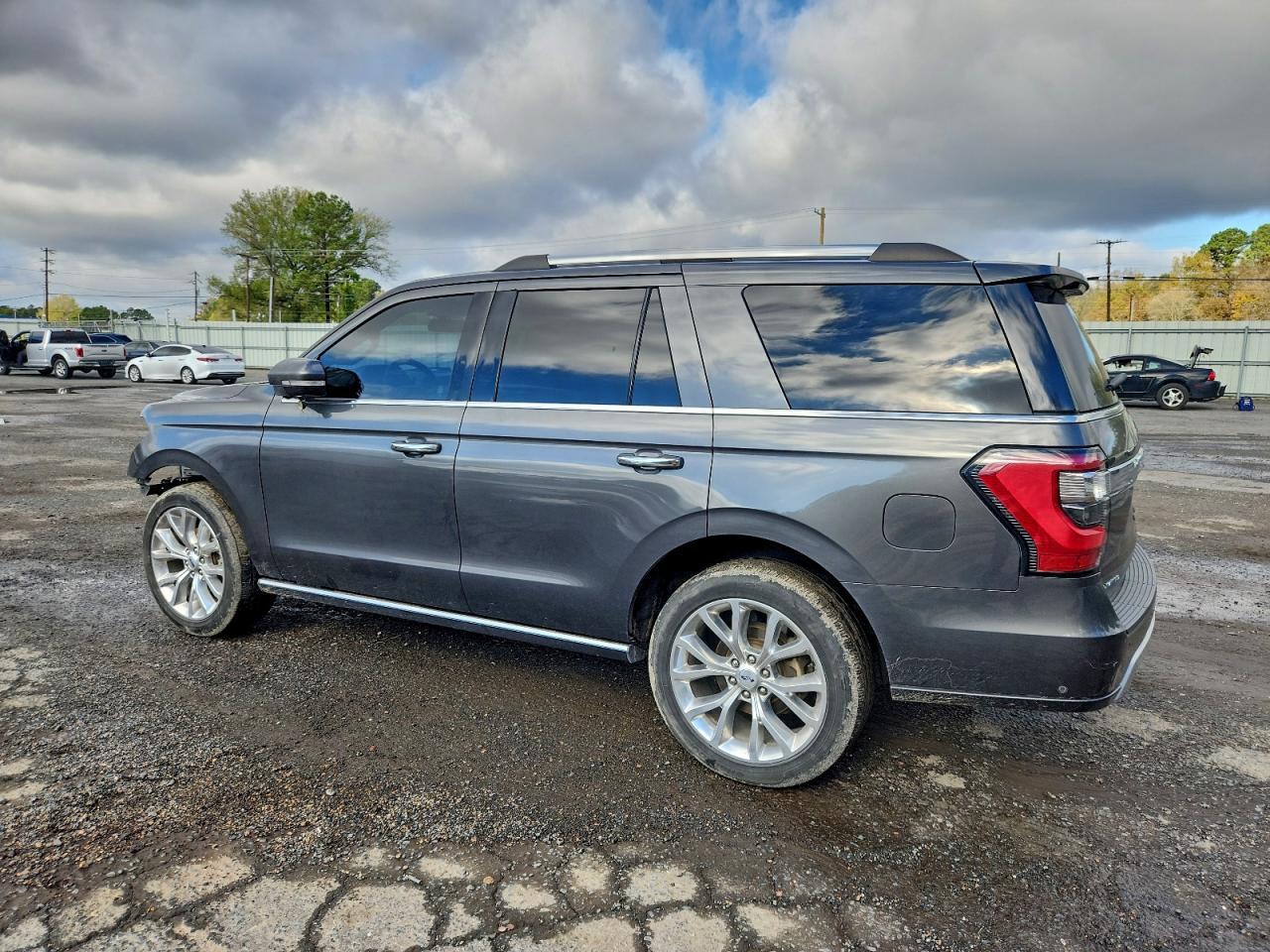 2018 Ford Expedition Limited - Фото 2