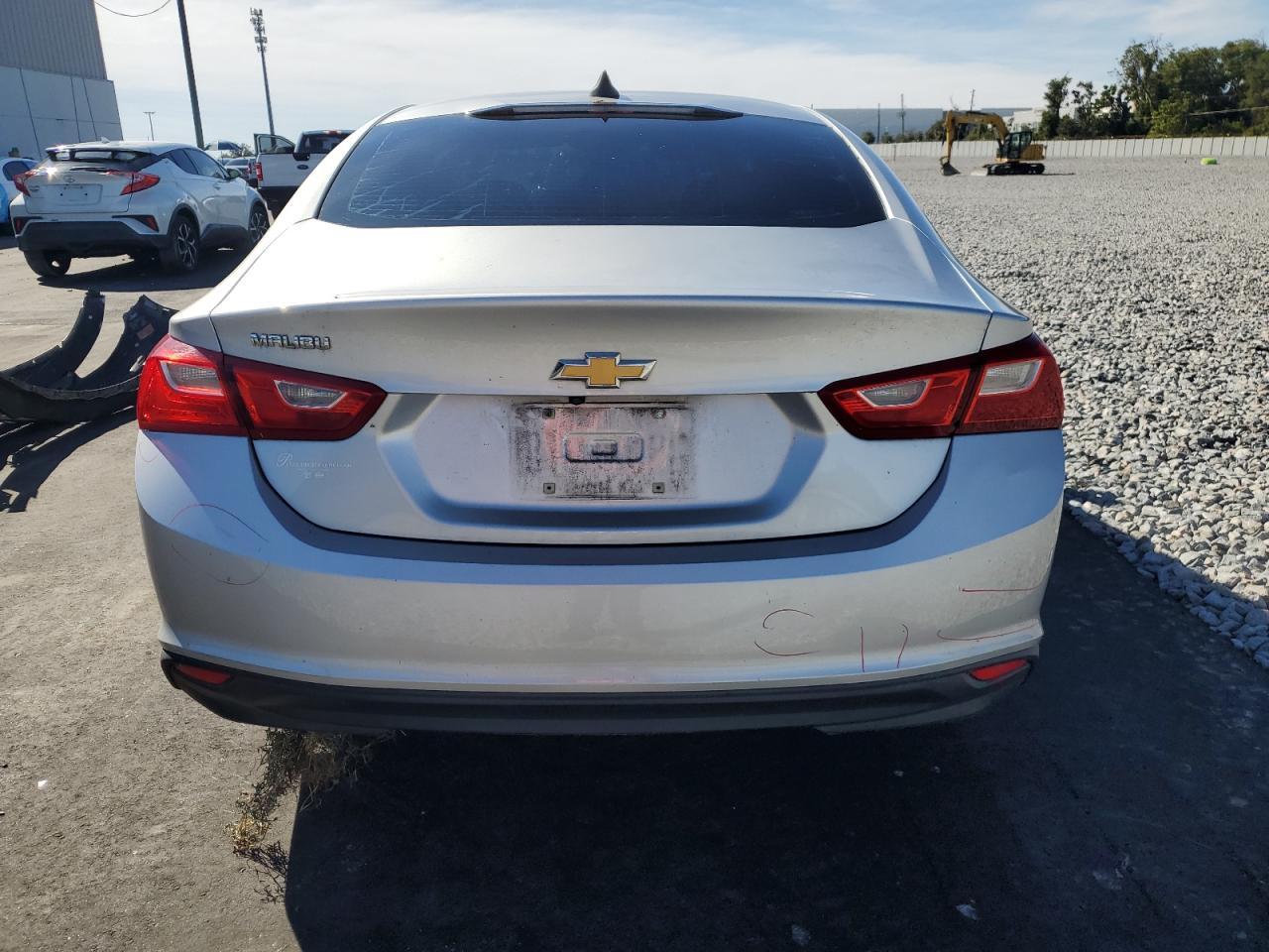 2018 Chevrolet Malibu Ls - Image 6