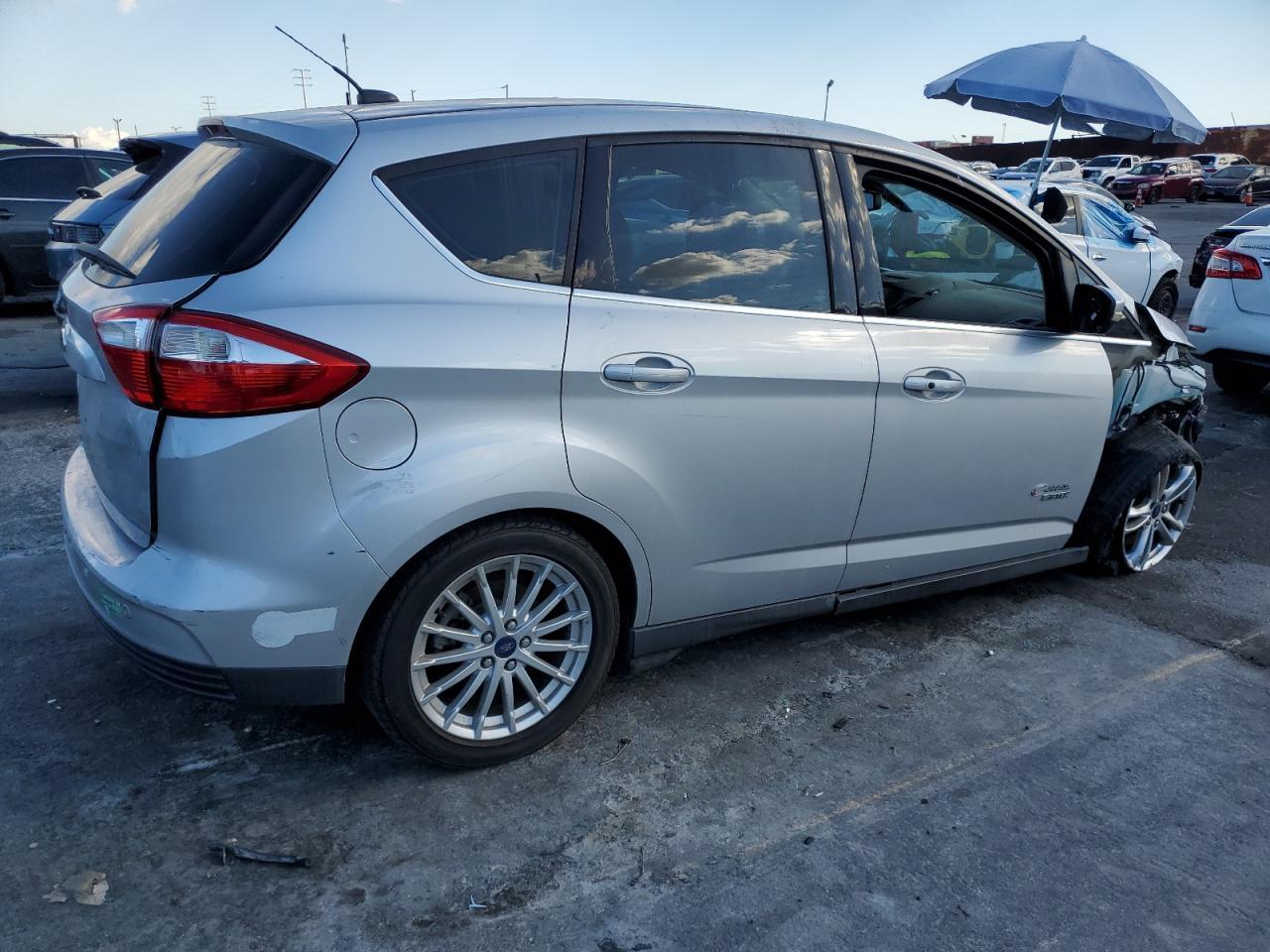 2015 Ford C-Max Premium Sel - Image 3