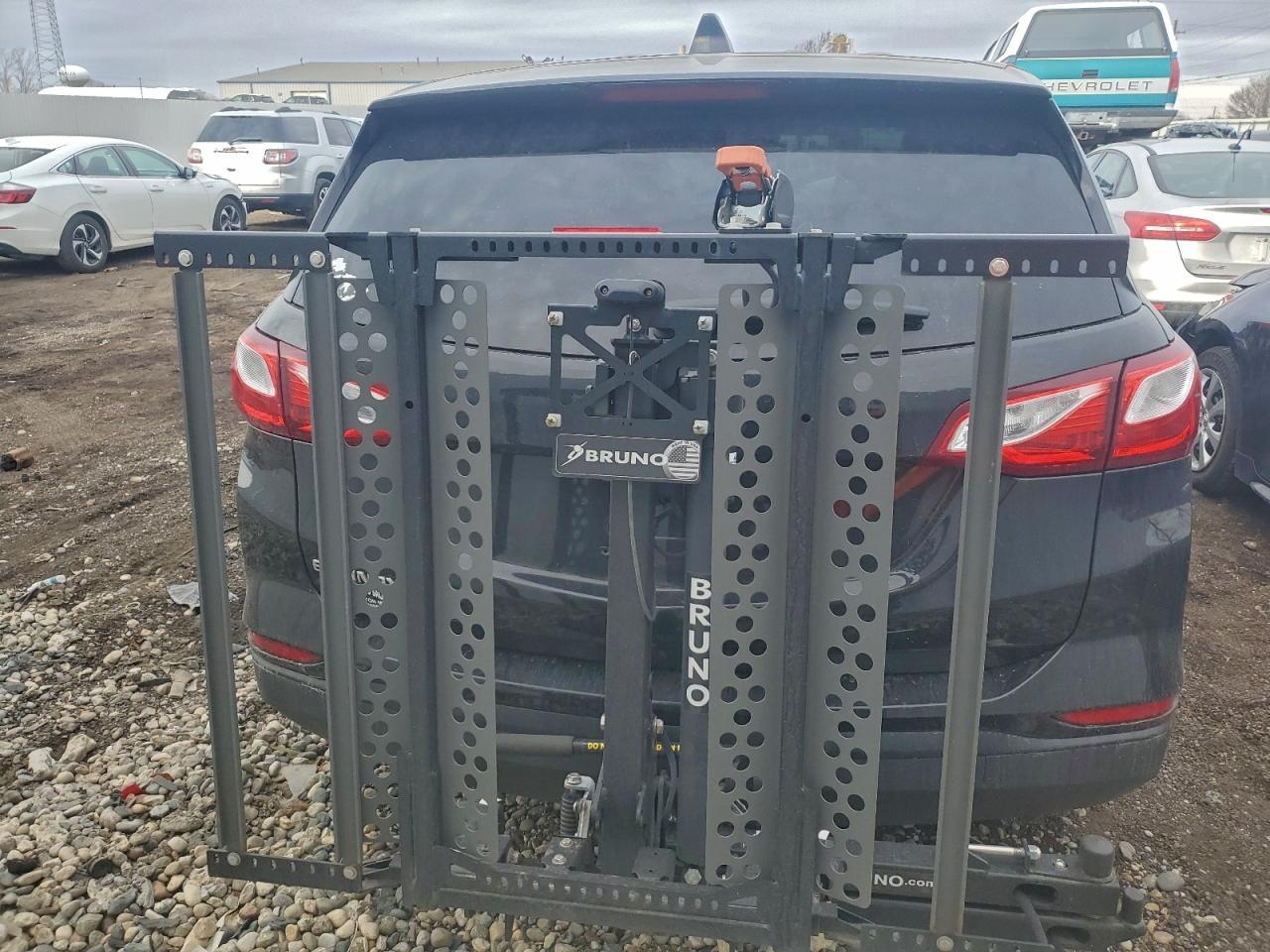 2020 Chevrolet Equinox Ls - Фото 6