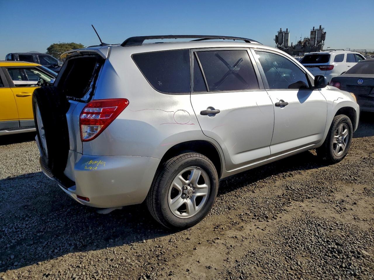 2010 Toyota Rav4 - Фото 3