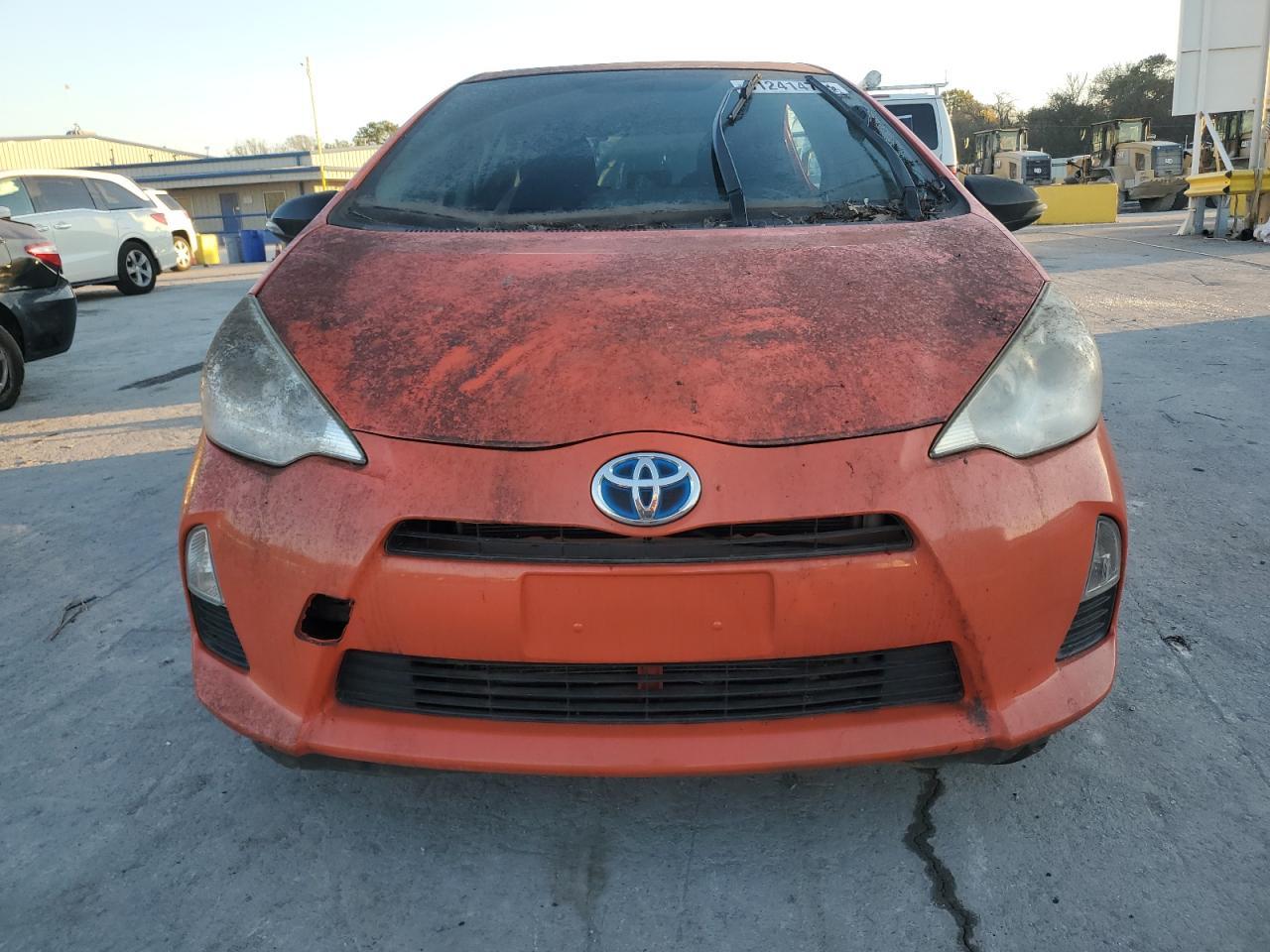 2012 Toyota Prius C - Image 5