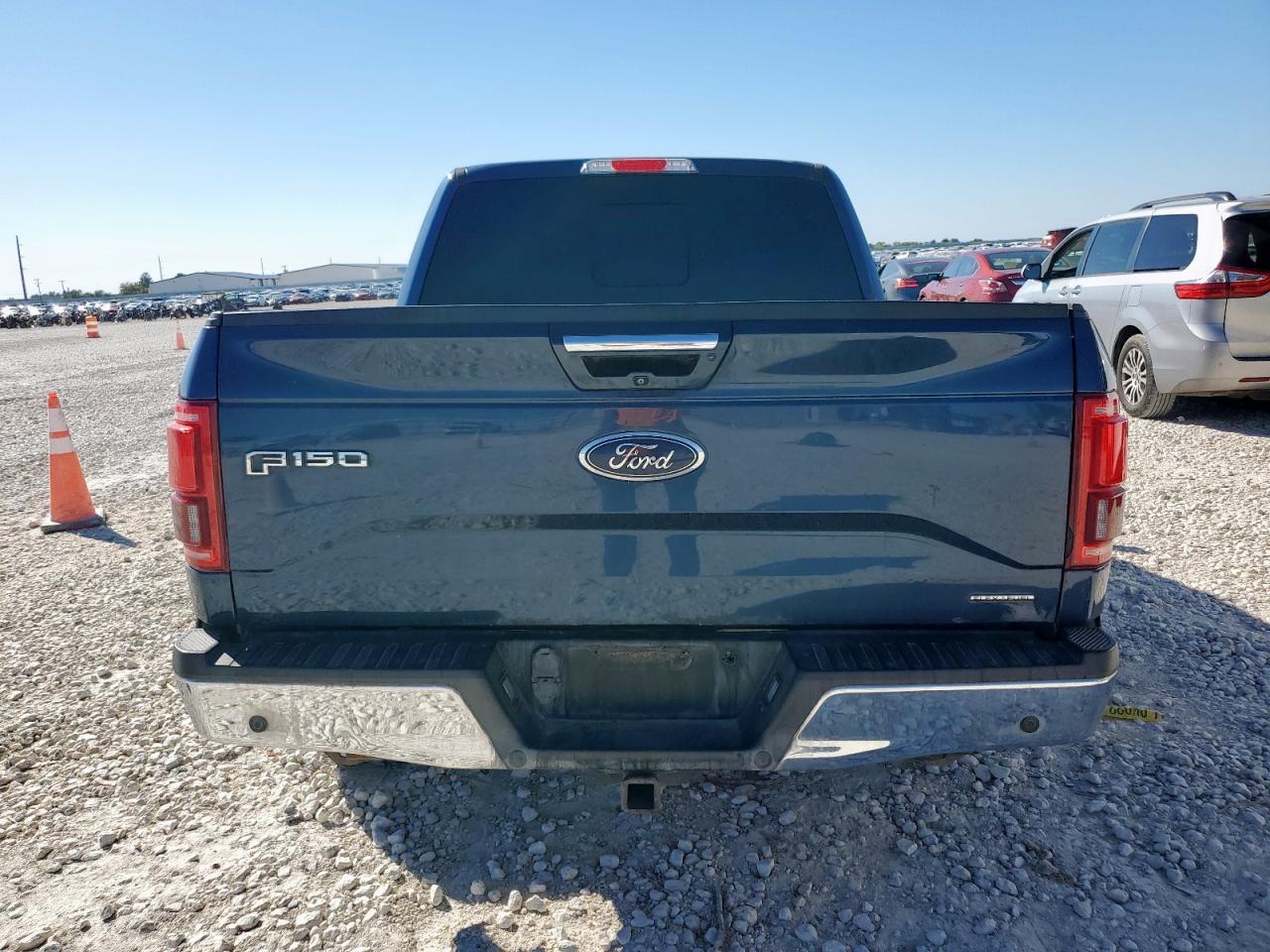 2015 Ford F150 Supercrew - Фото 6