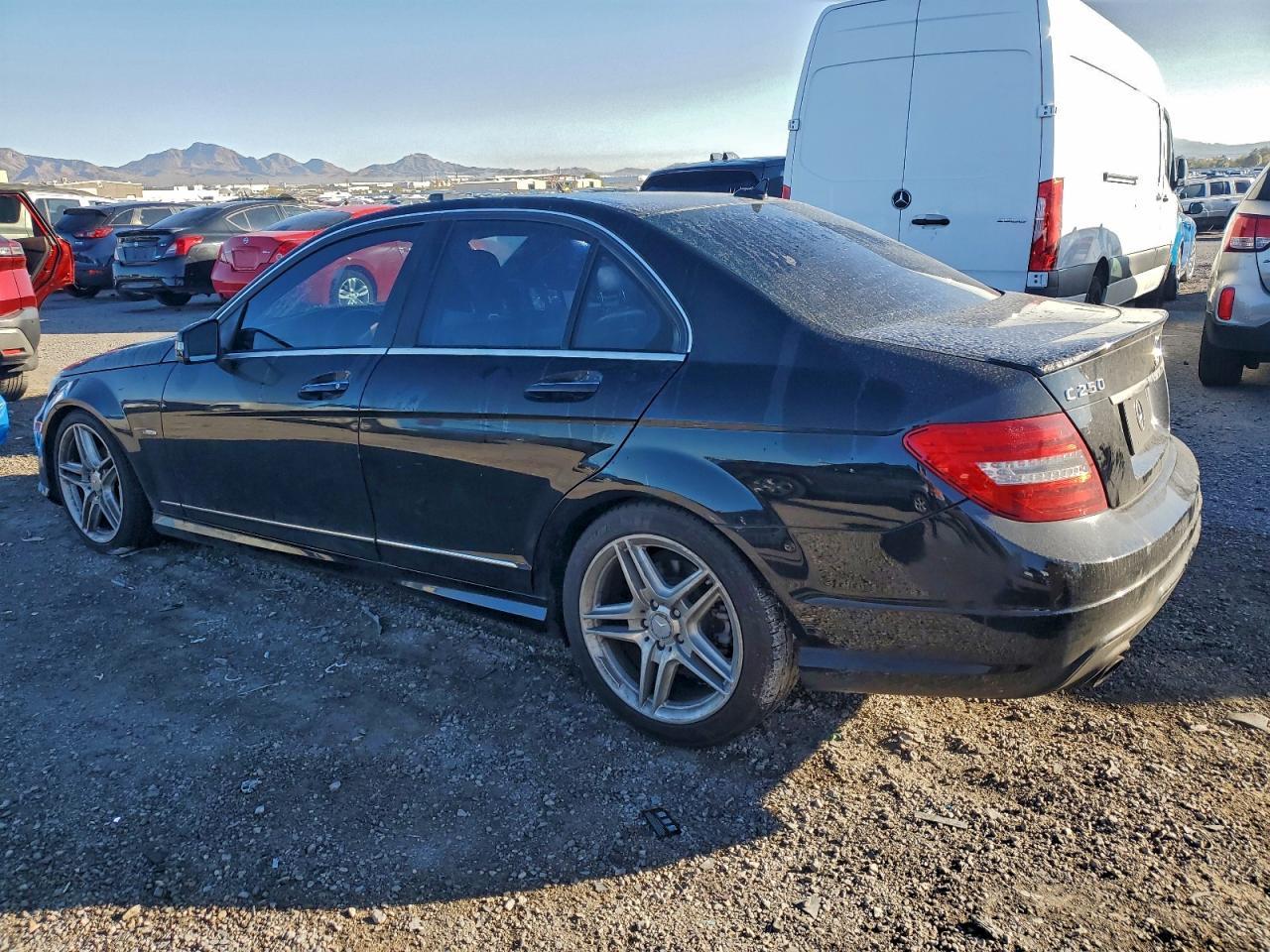 2012 Mercedes-Benz C 250 - Фото 2
