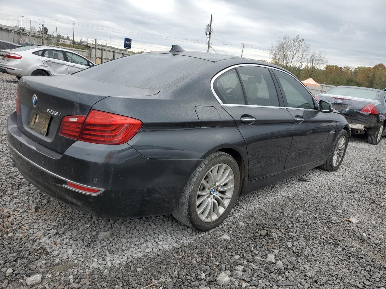 2015 BMW 528 I - Image 3