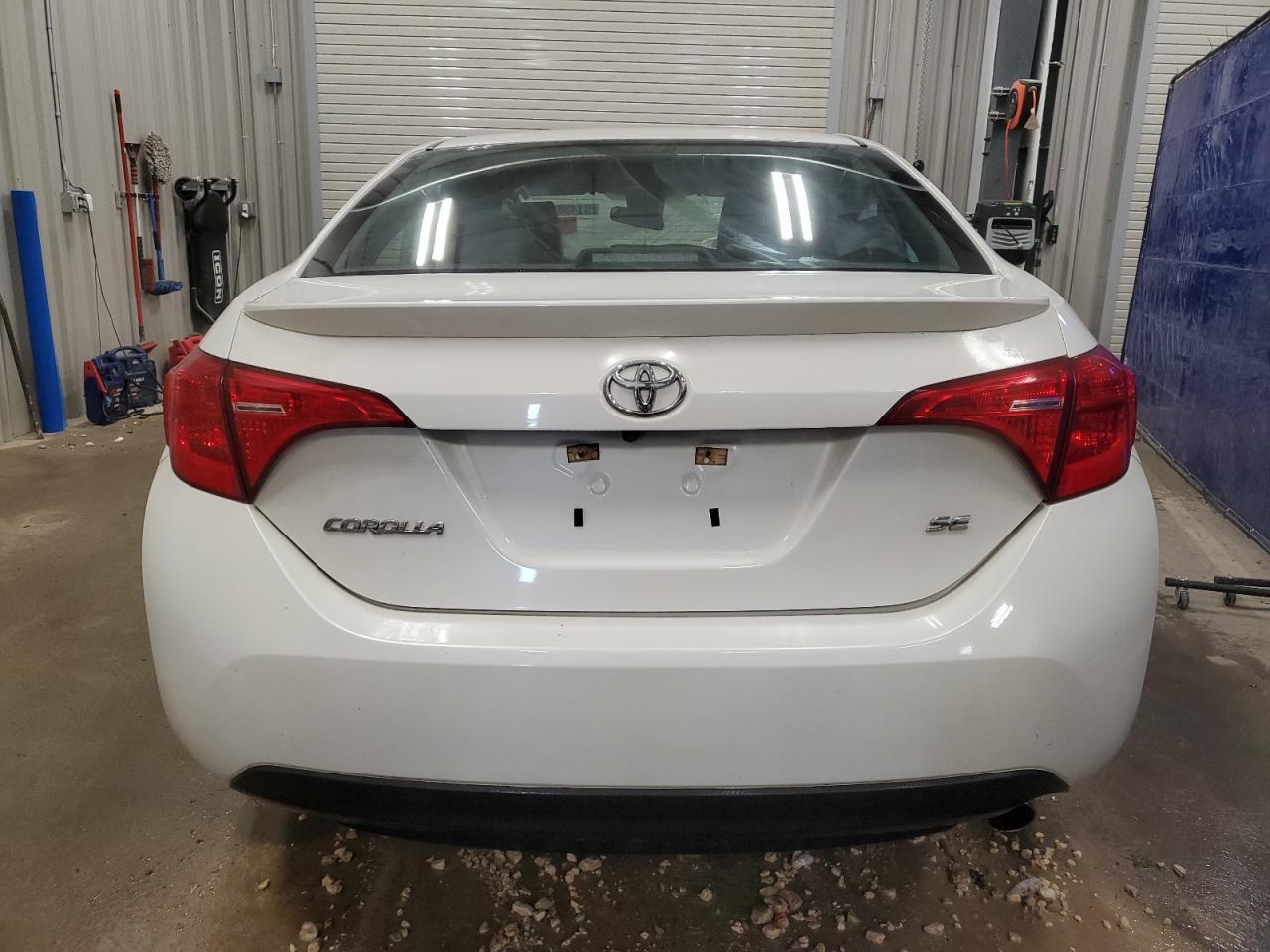 2018 Toyota Corolla Se - Image 6