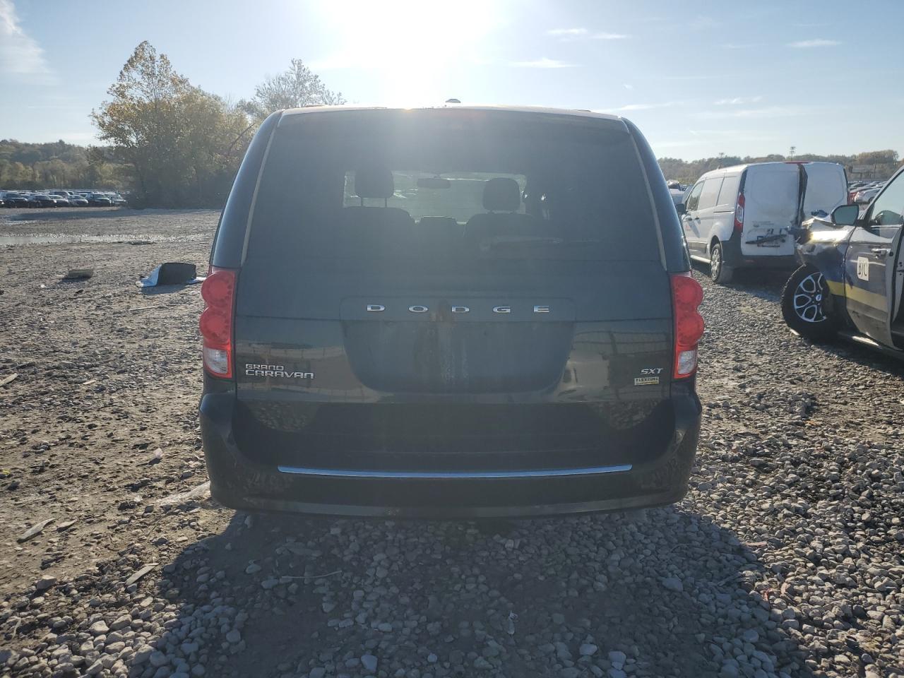 2016 Dodge Grand Caravan Sxt - Фото 6