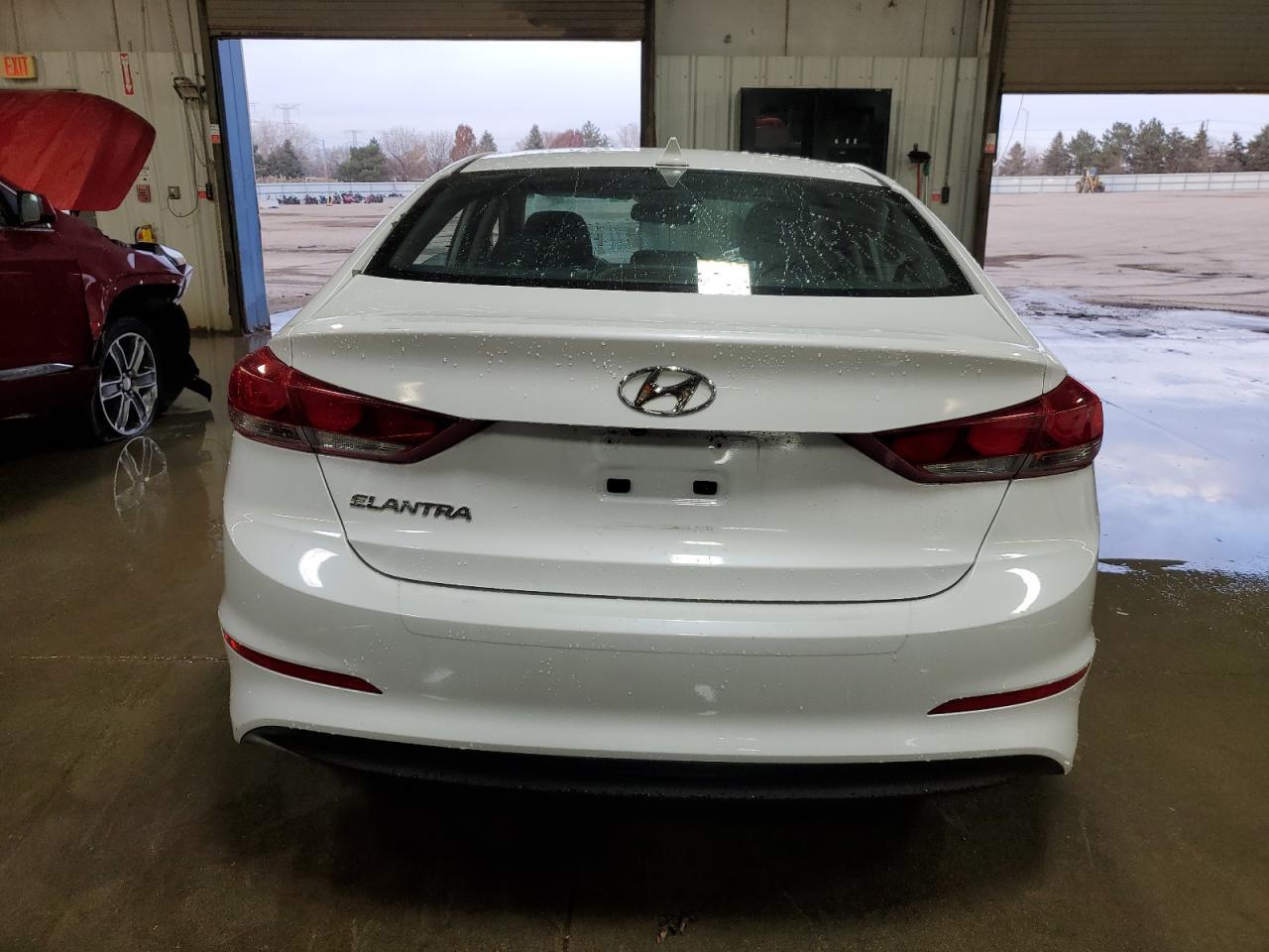 2018 Hyundai Elantra Value Edition - Фото 6