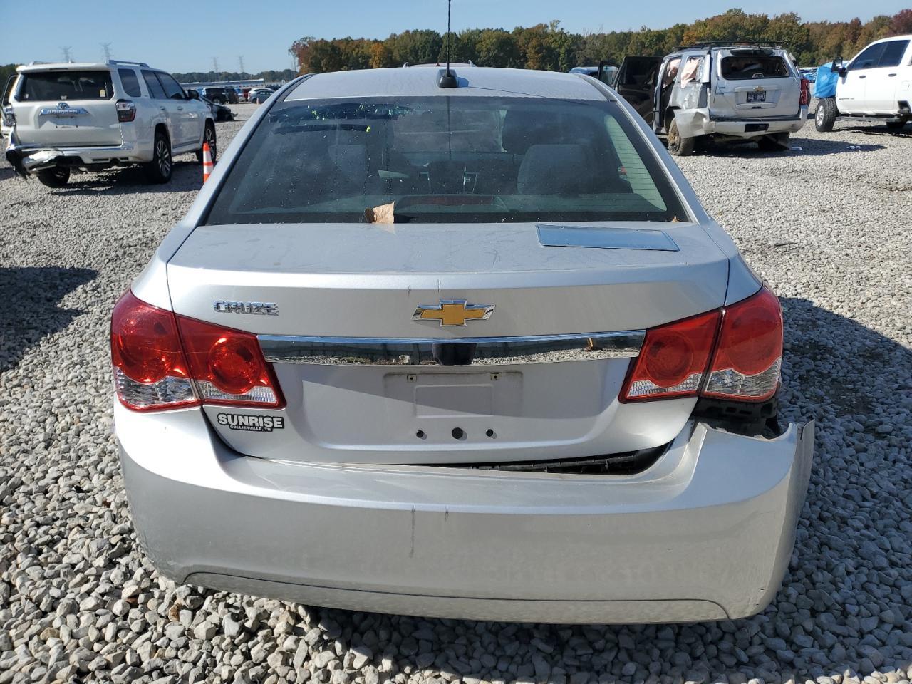 2015 Chevrolet Cruze Ls - Фото 6