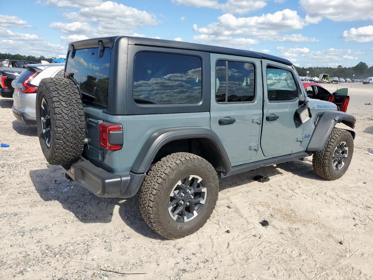 2025 Jeep Wrangler Rubicon 4Xe - Image 3