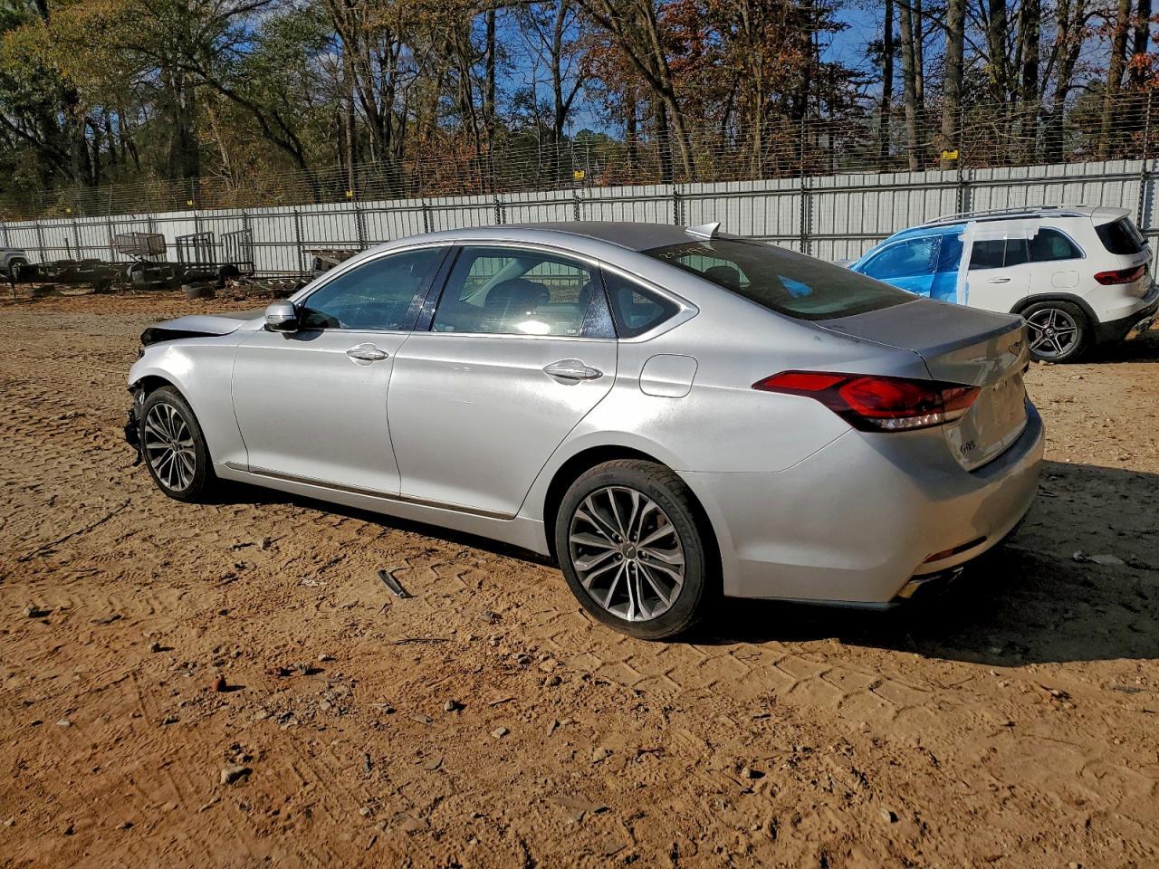 2017 Genesis G80 Base - Фото 2