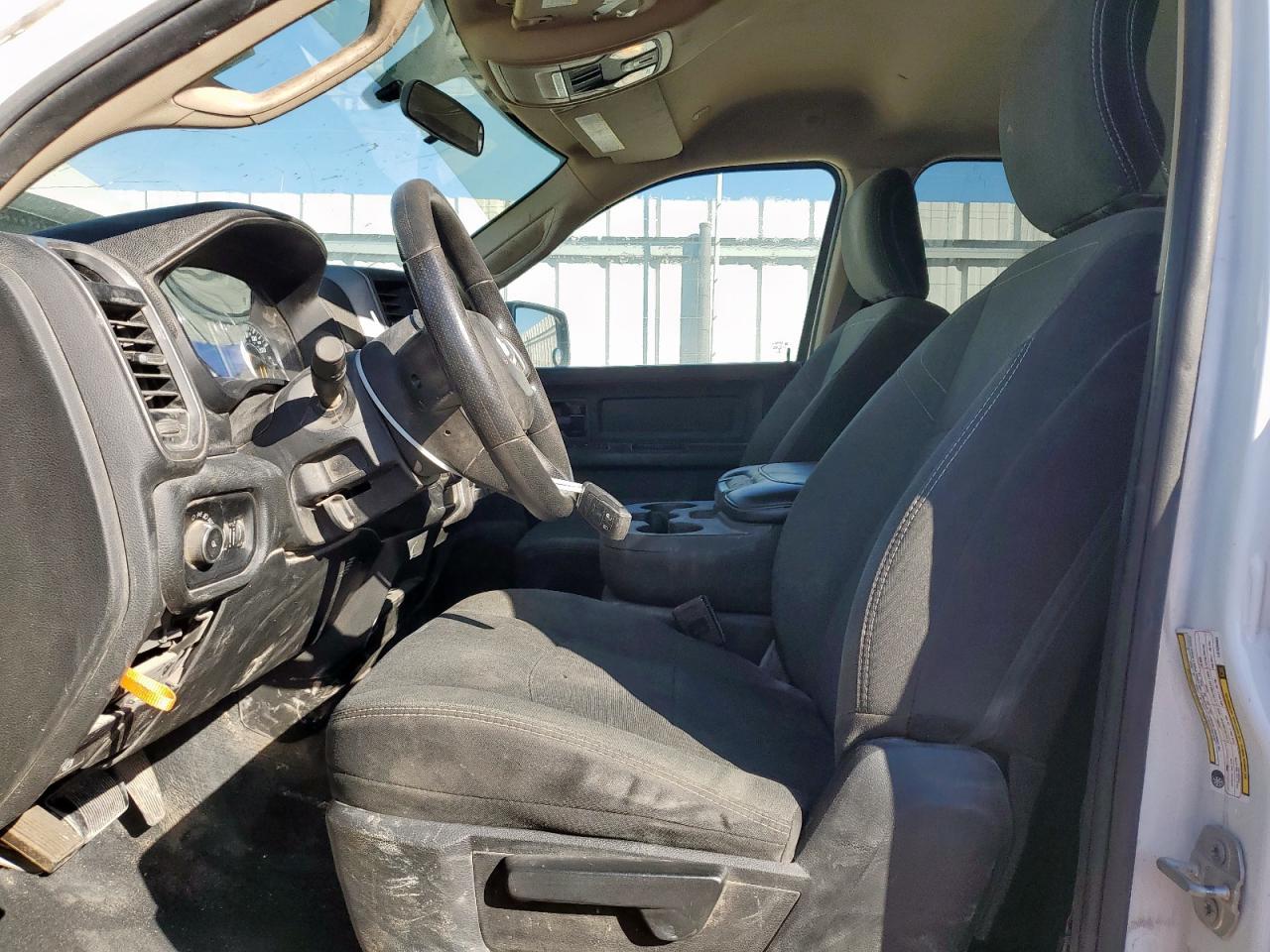2020 Ram 2500 Tradesman - Фото 7