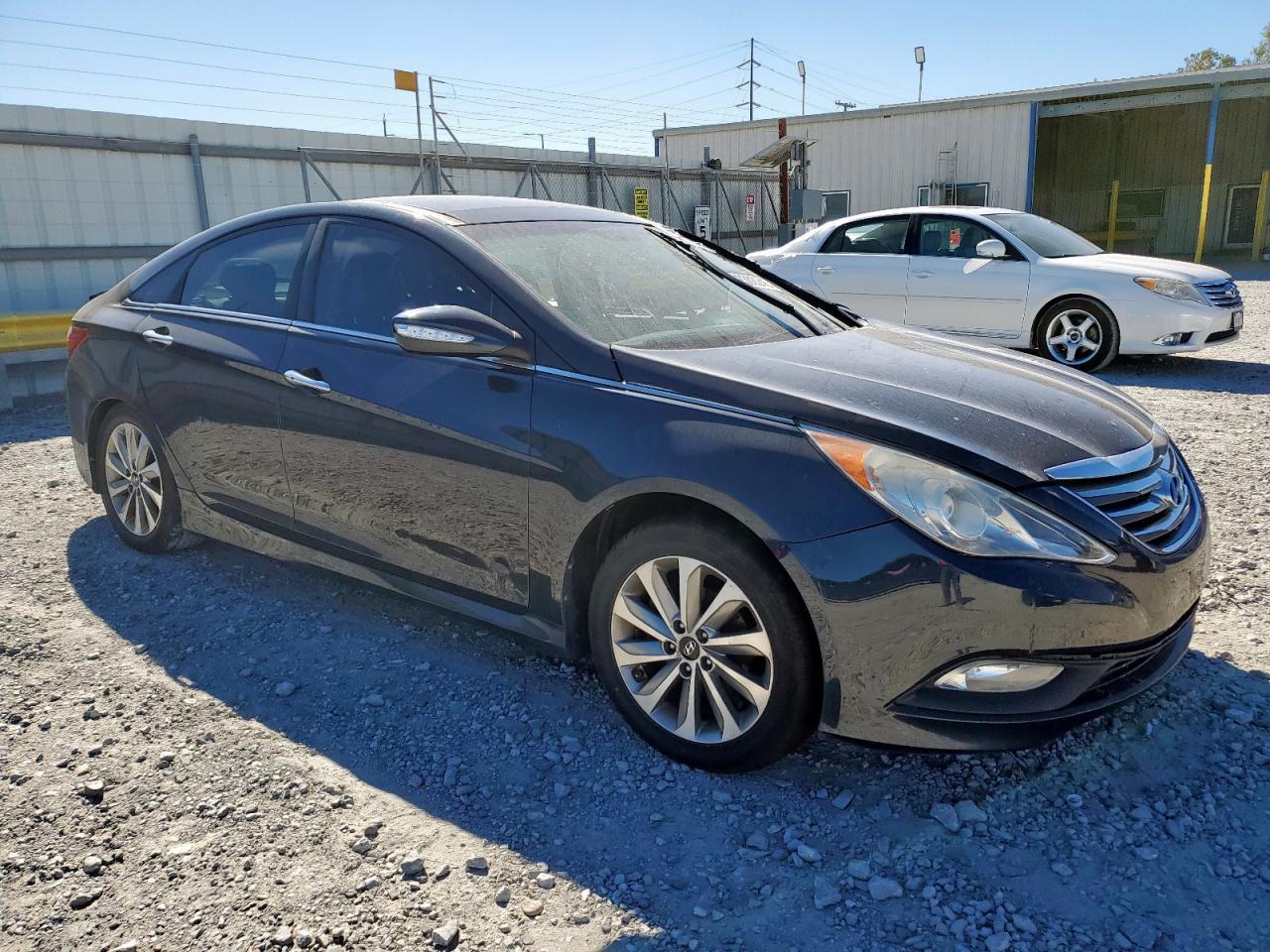 2014 Hyundai Sonata - Image 4