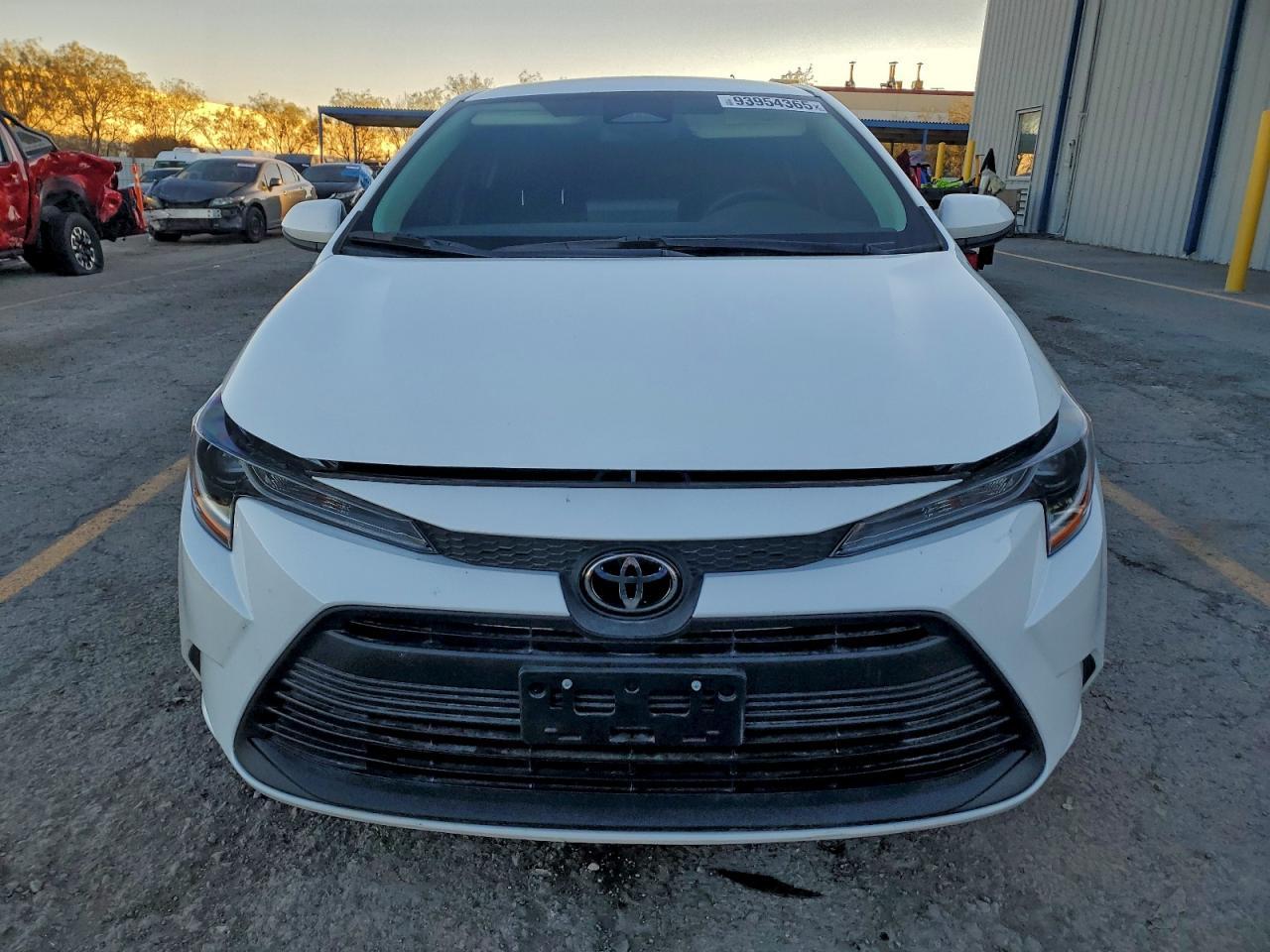 2025 Toyota Corolla Le - Фото 5