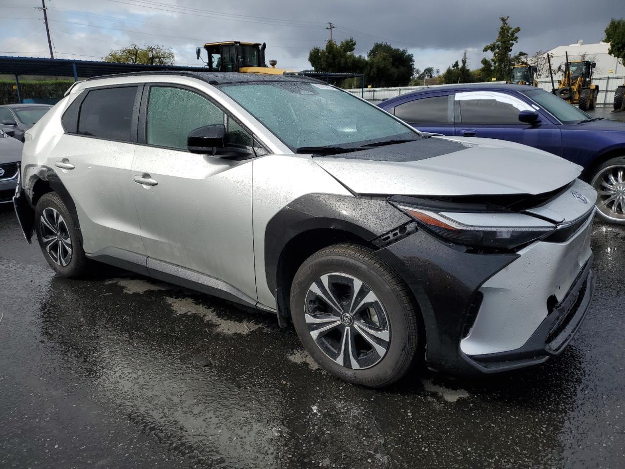 2025 Toyota Bz4X Xle - Фото 4