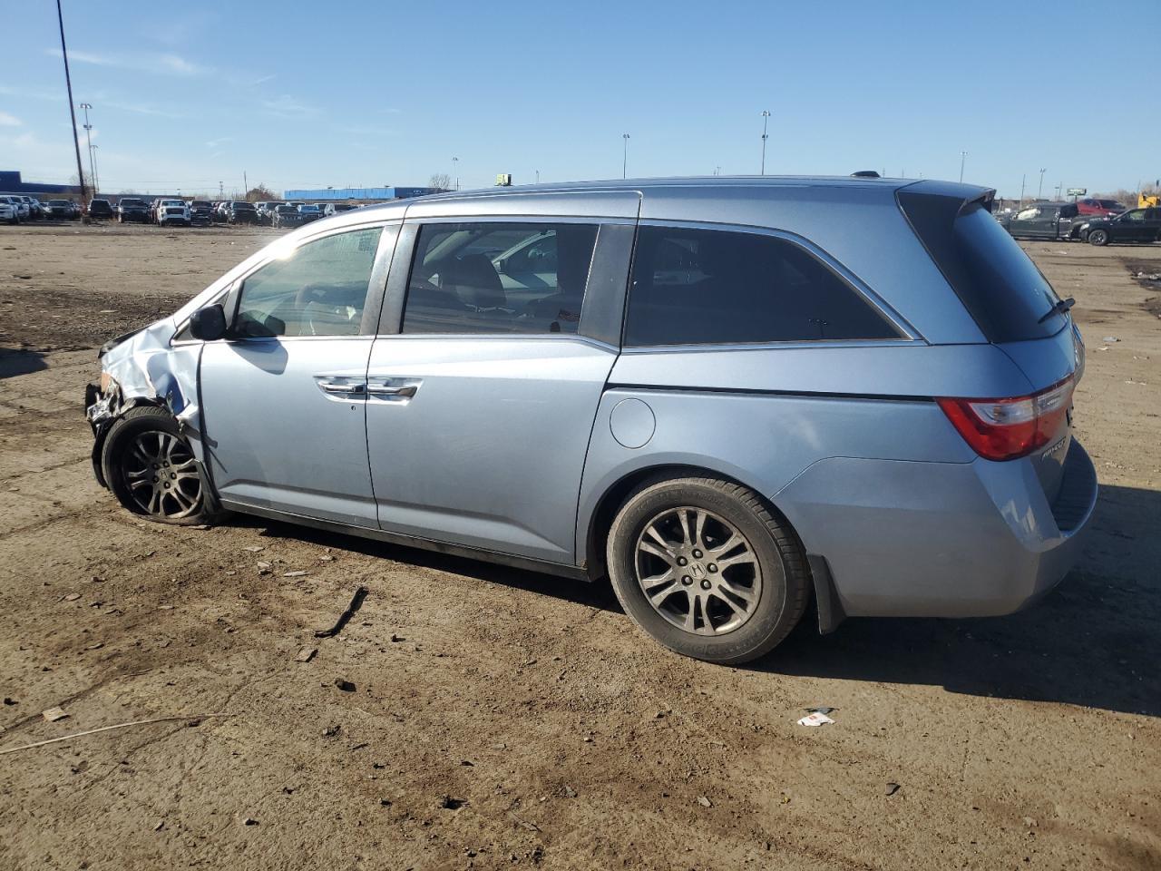2013 Honda Odyssey Exl - Фото 2