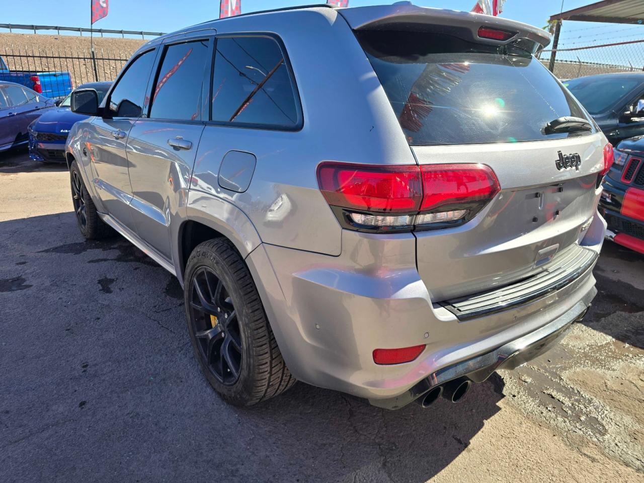 2018 Jeep Grand Cherokee Trackhawk - Image 3