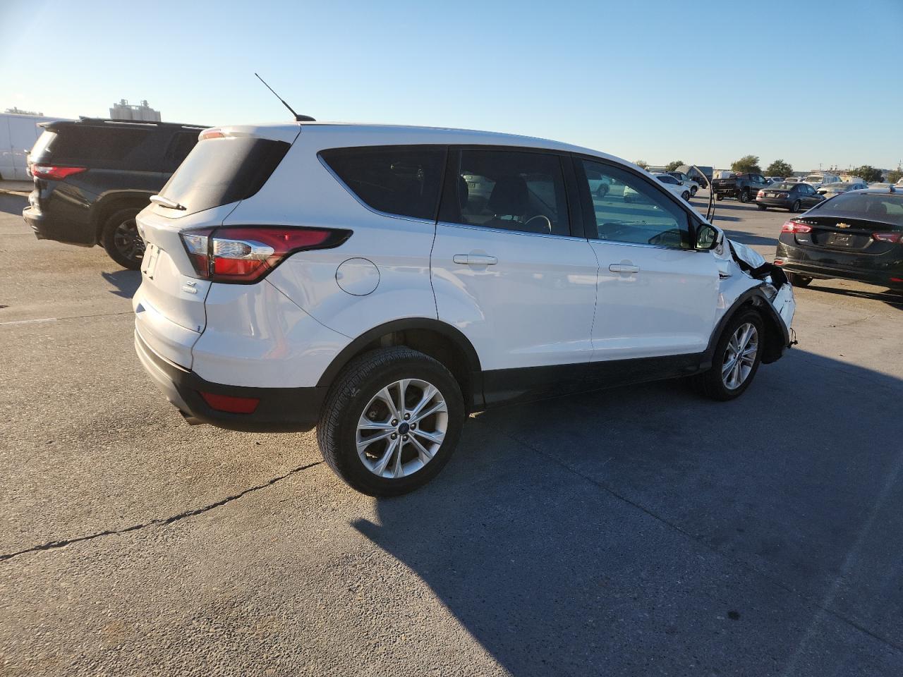 2017 Ford Escape Se - Фото 3