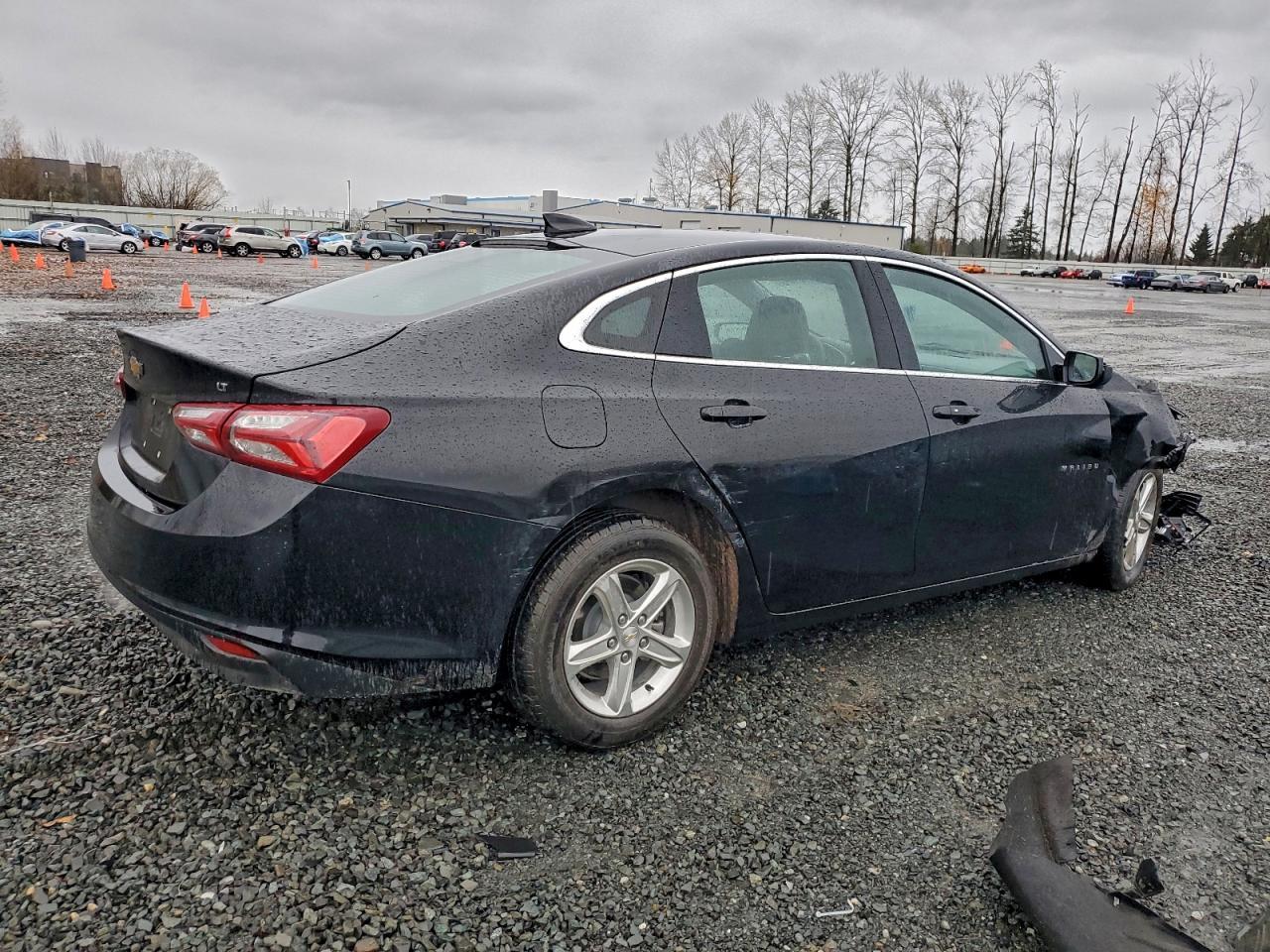 2022 Chevrolet Malibu Lt - Image 3