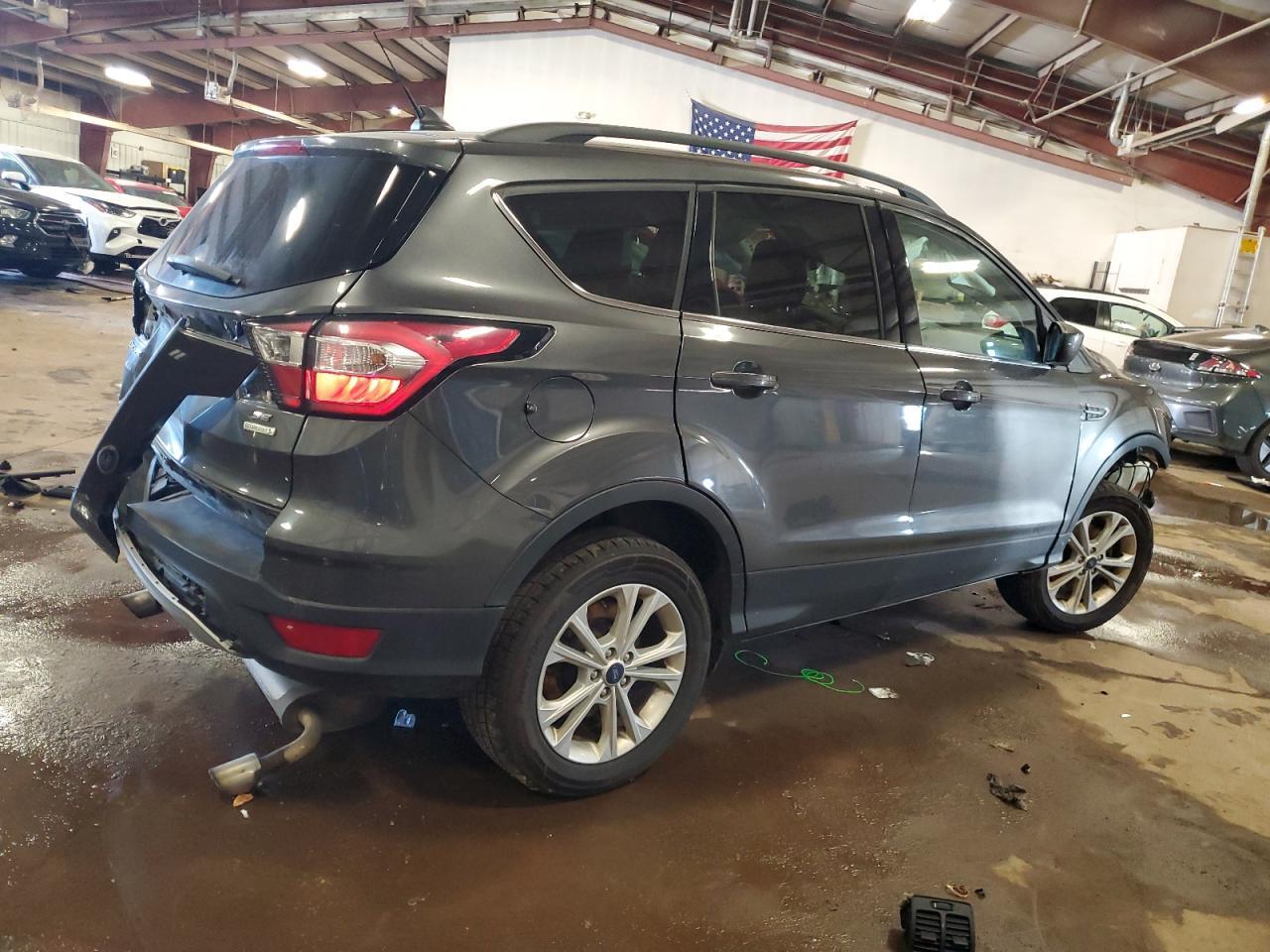 2018 Ford Escape Se - Фото 3