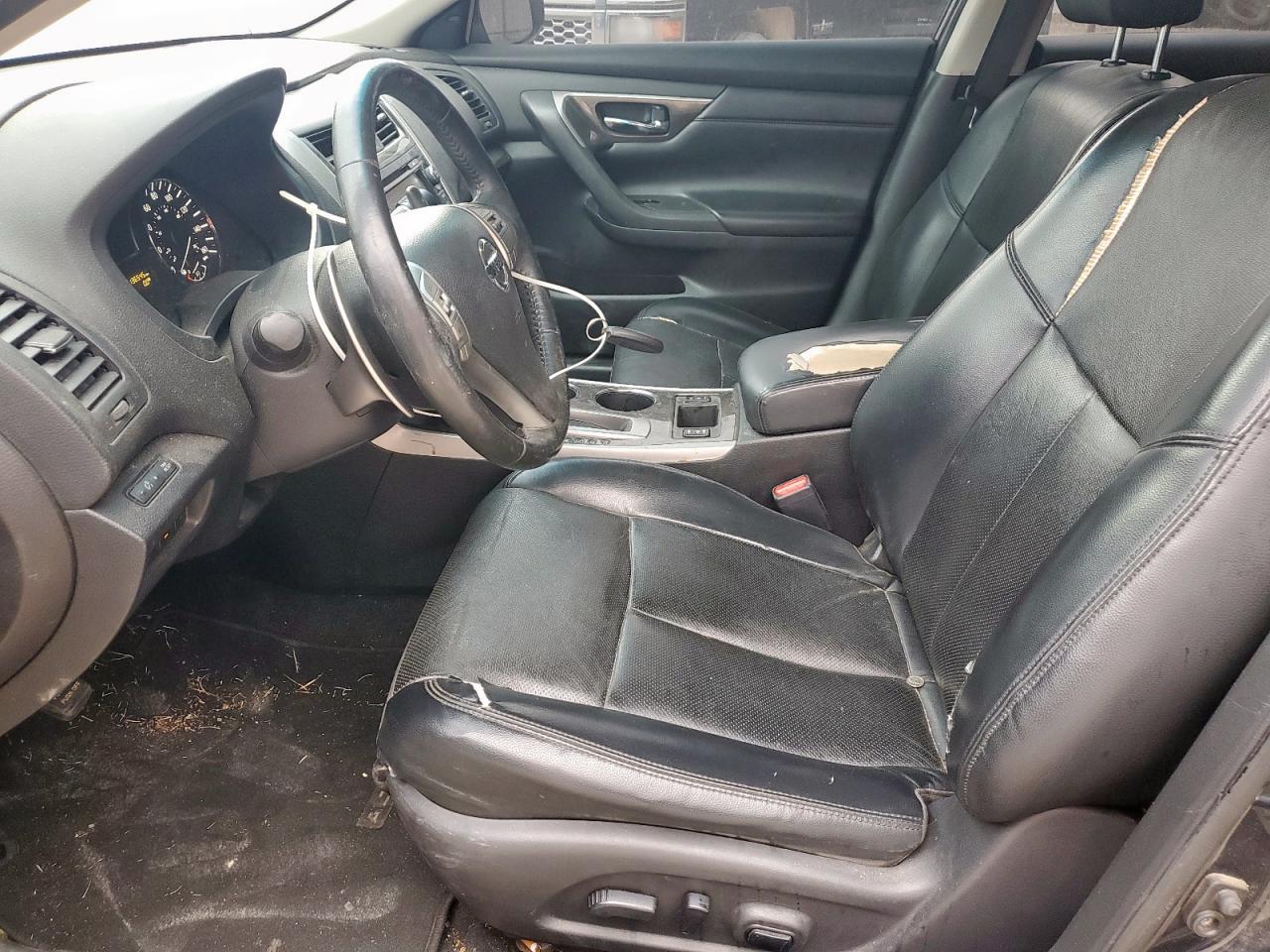 2015 Nissan Altima 3.5S - Image 7