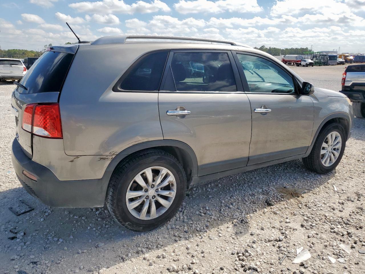 2011 Kia Sorento Lx - Фото 3