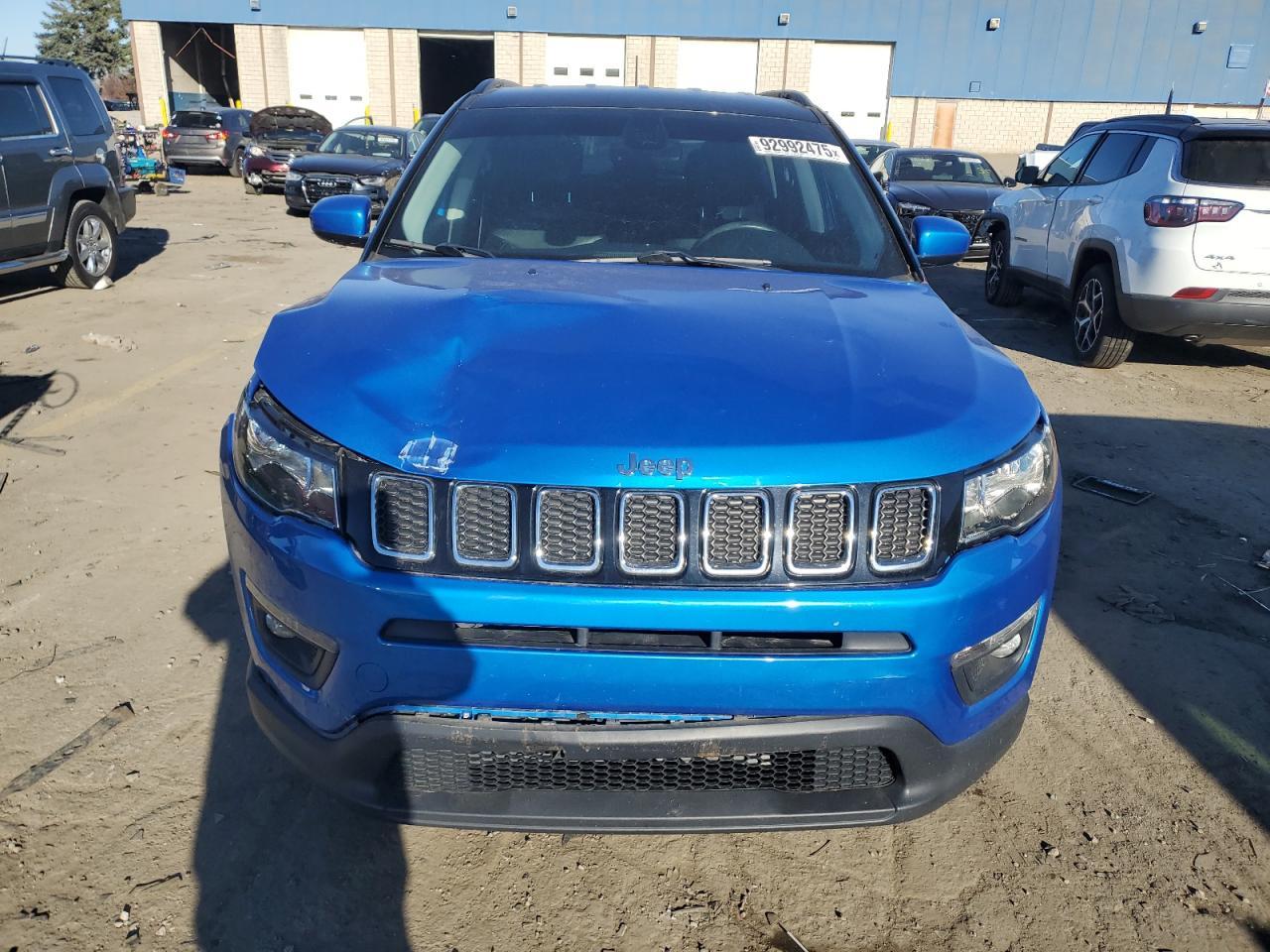 2018 Jeep Compass Latitude - Image 5