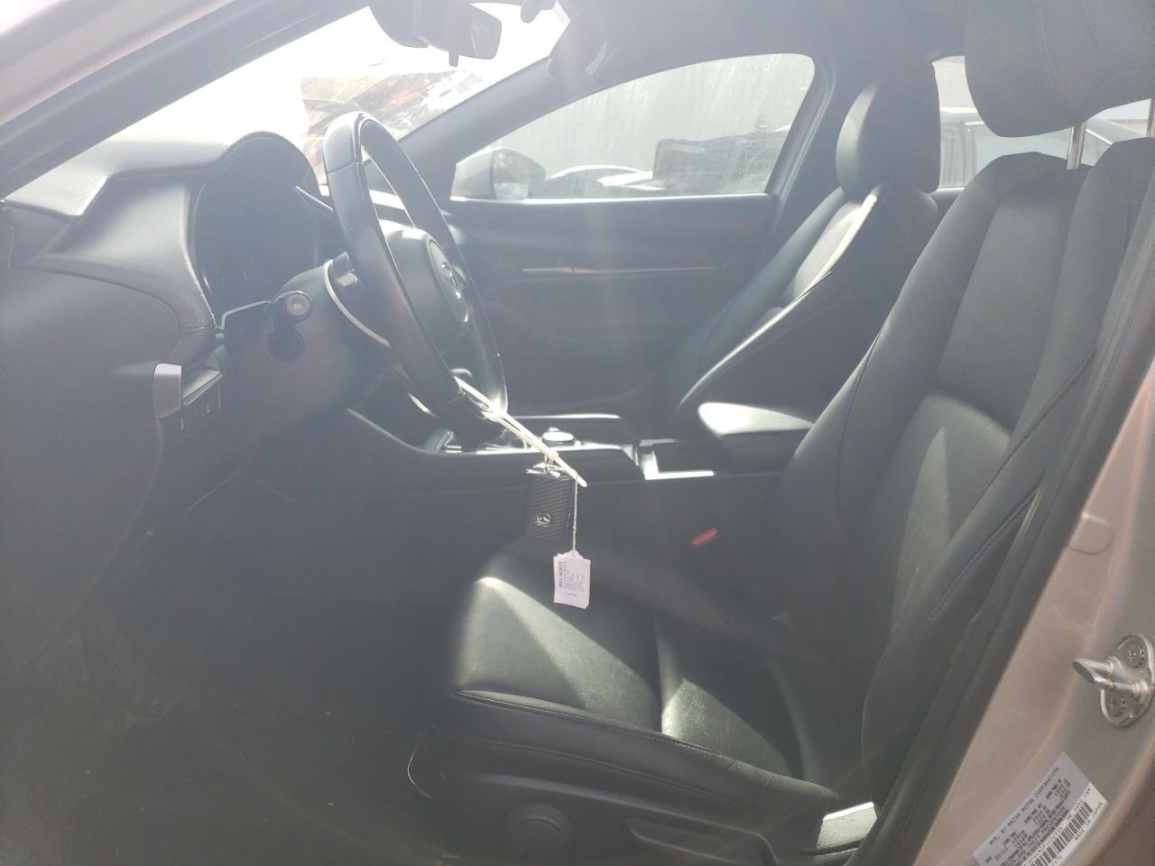 2023 Mazda 3 Select - Image 7