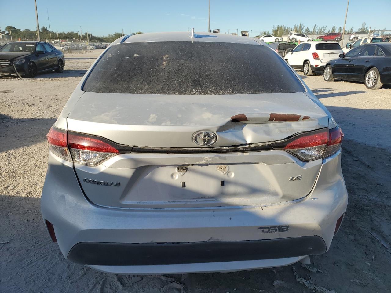 2020 Toyota Corolla Le - Image 6
