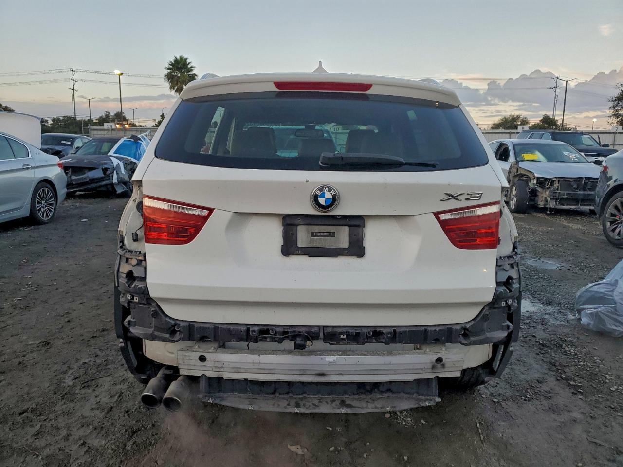 2017 BMW X3 Sdrive28I - Фото 6