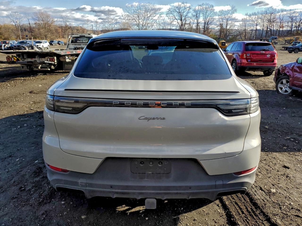 2022 Porsche Cayenne Coupe - Фото 6