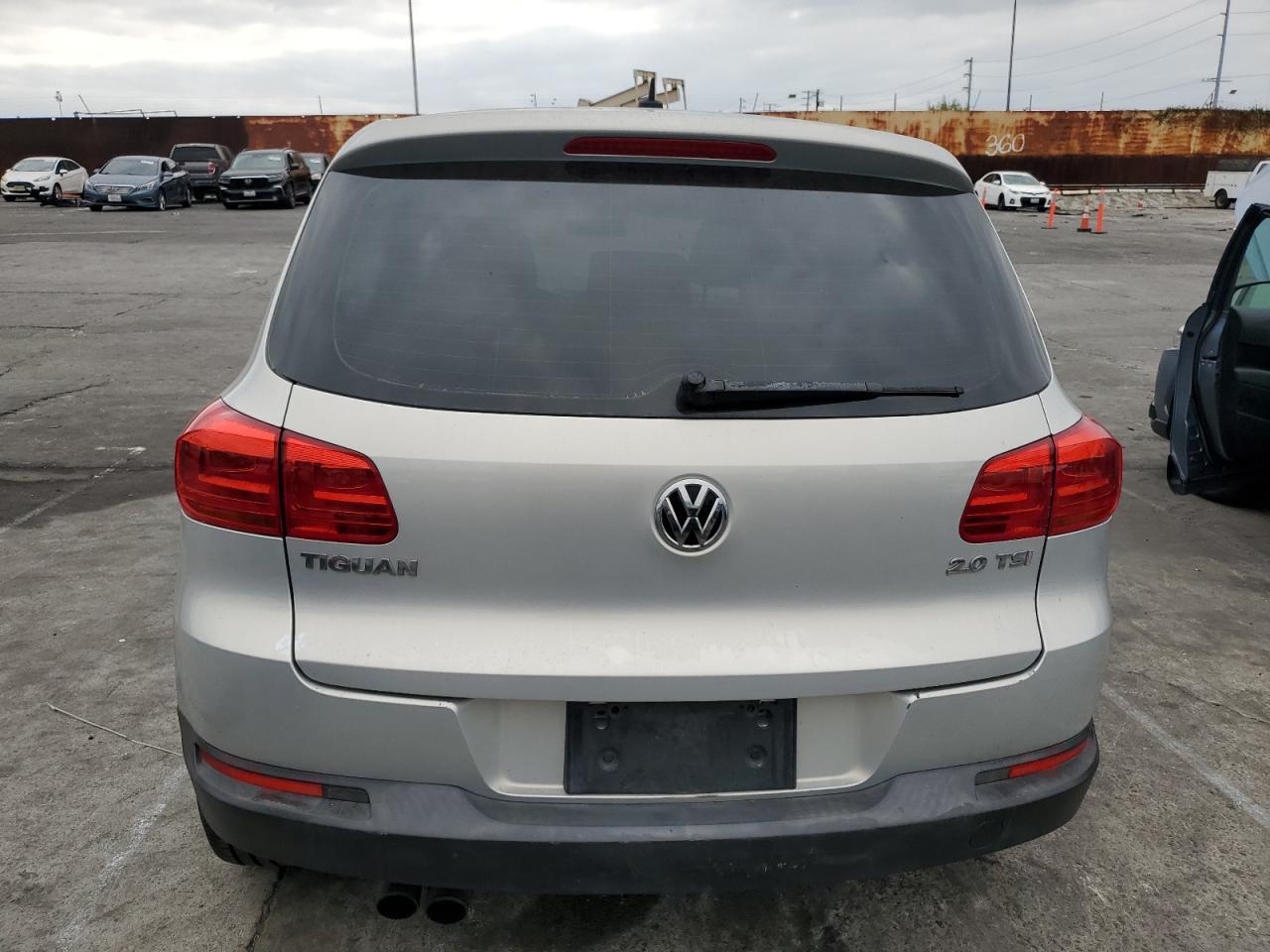 2013 Volkswagen Tiguan S - Фото 6