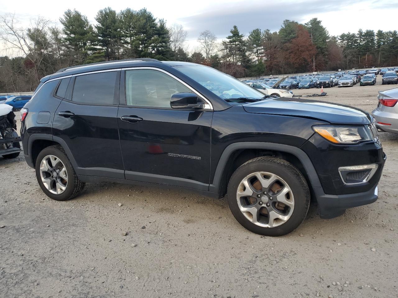 2018 Jeep Compass Limited - Image 4