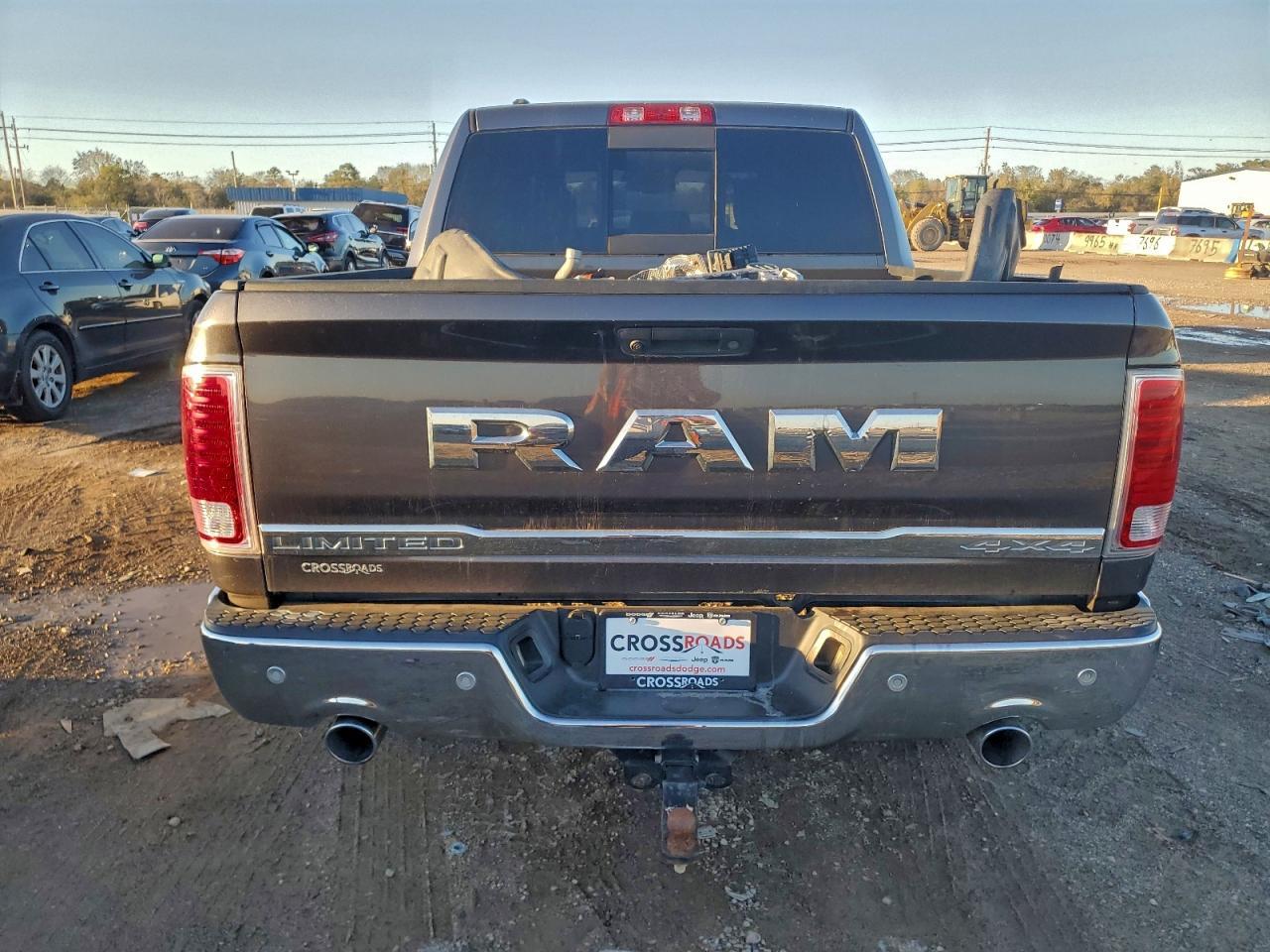 2016 Ram 1500 Longhorn - Image 6