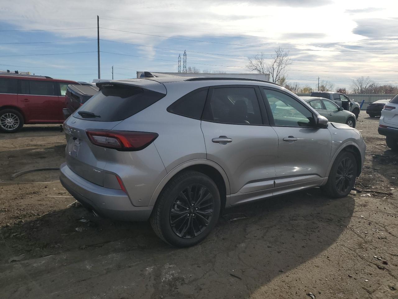 2024 Ford Escape St Line Elite - Фото 3